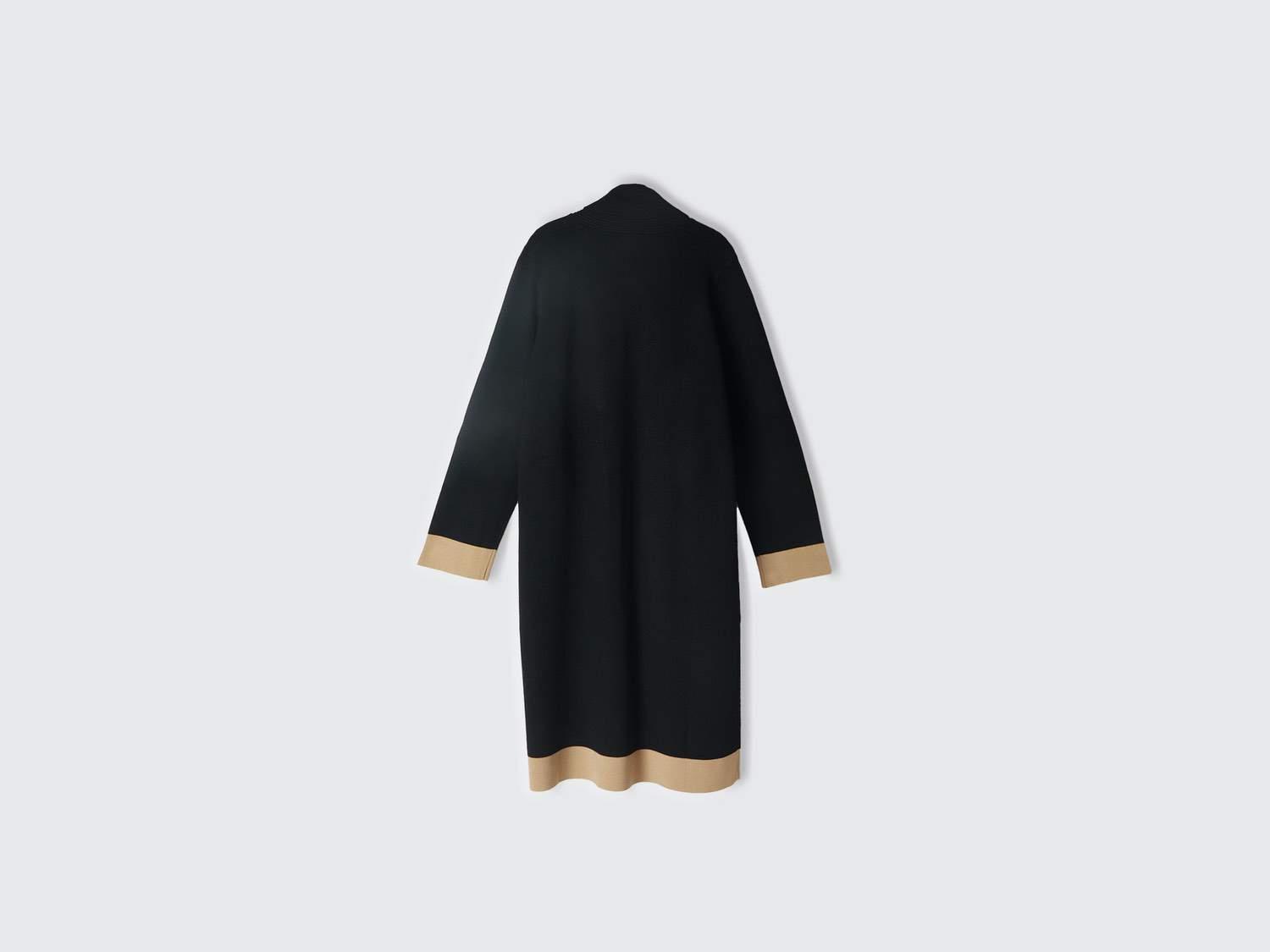 Kadın Siyah Viskoz Karışımlı Püsküllü Şal Yakalı Örme Hırka