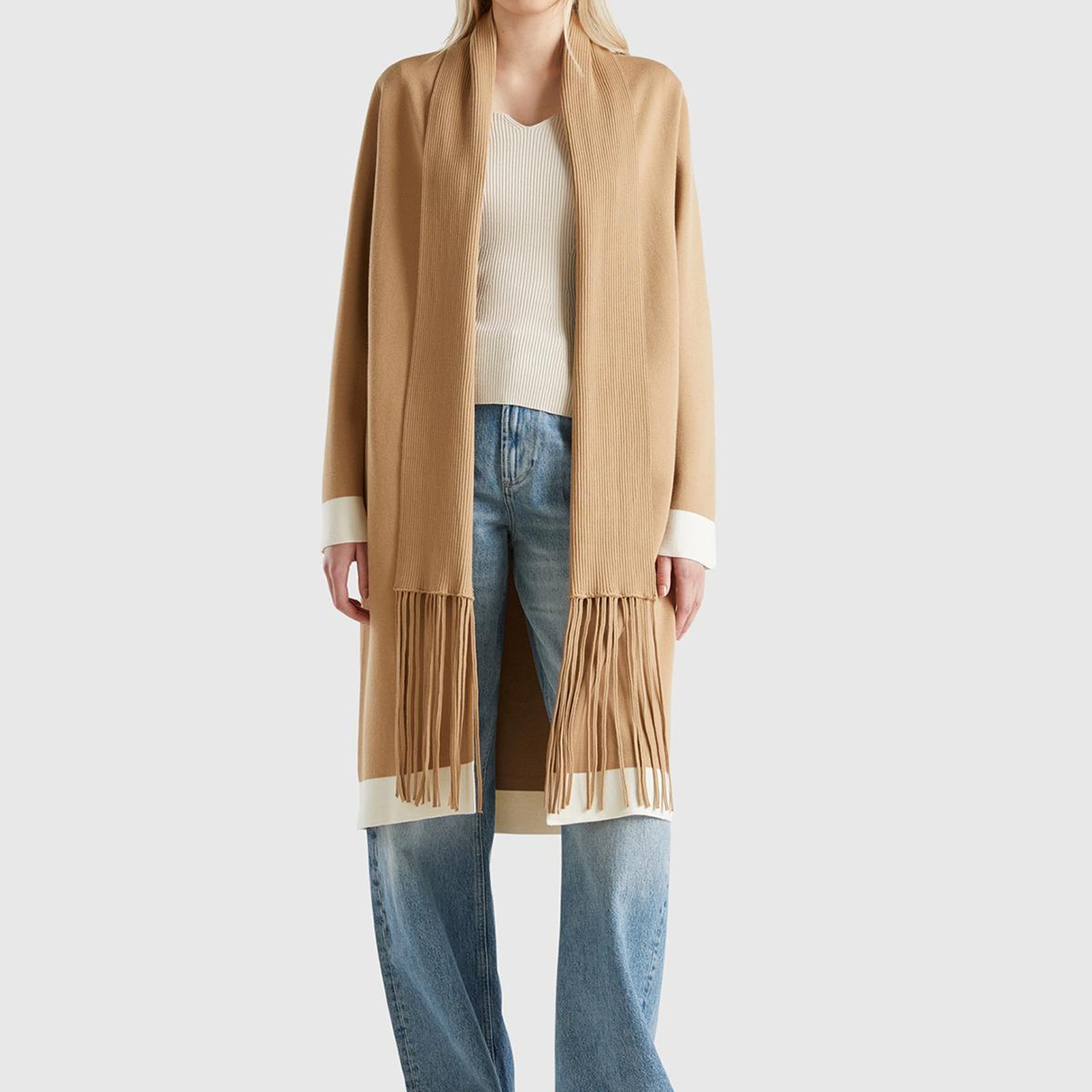 Kadın Bej Viskoz Karışımlı Püsküllü Şal Yakalı Örme Hırka