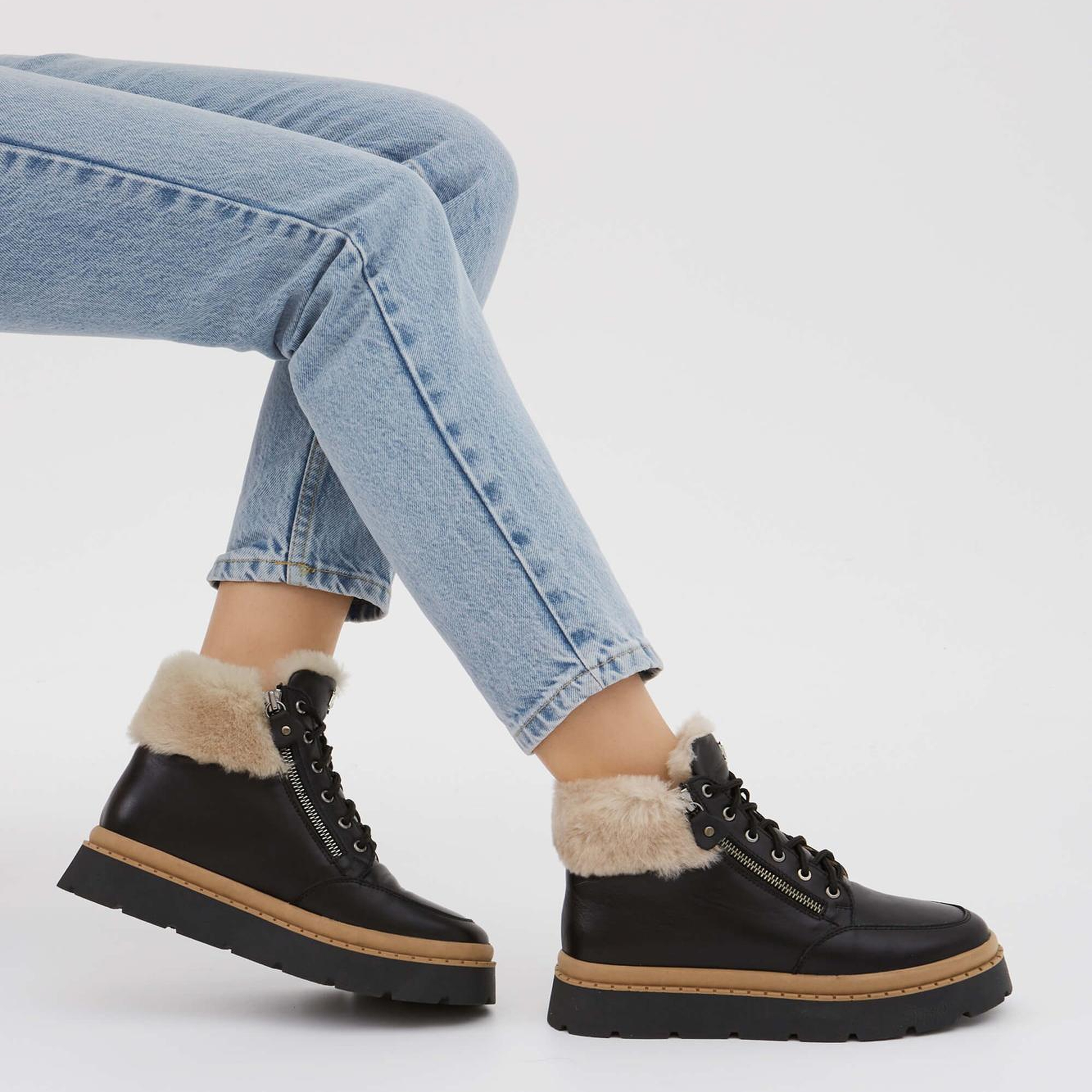 Tamer Tanca Kadın Hakiki Deri Siyah Casual Bot