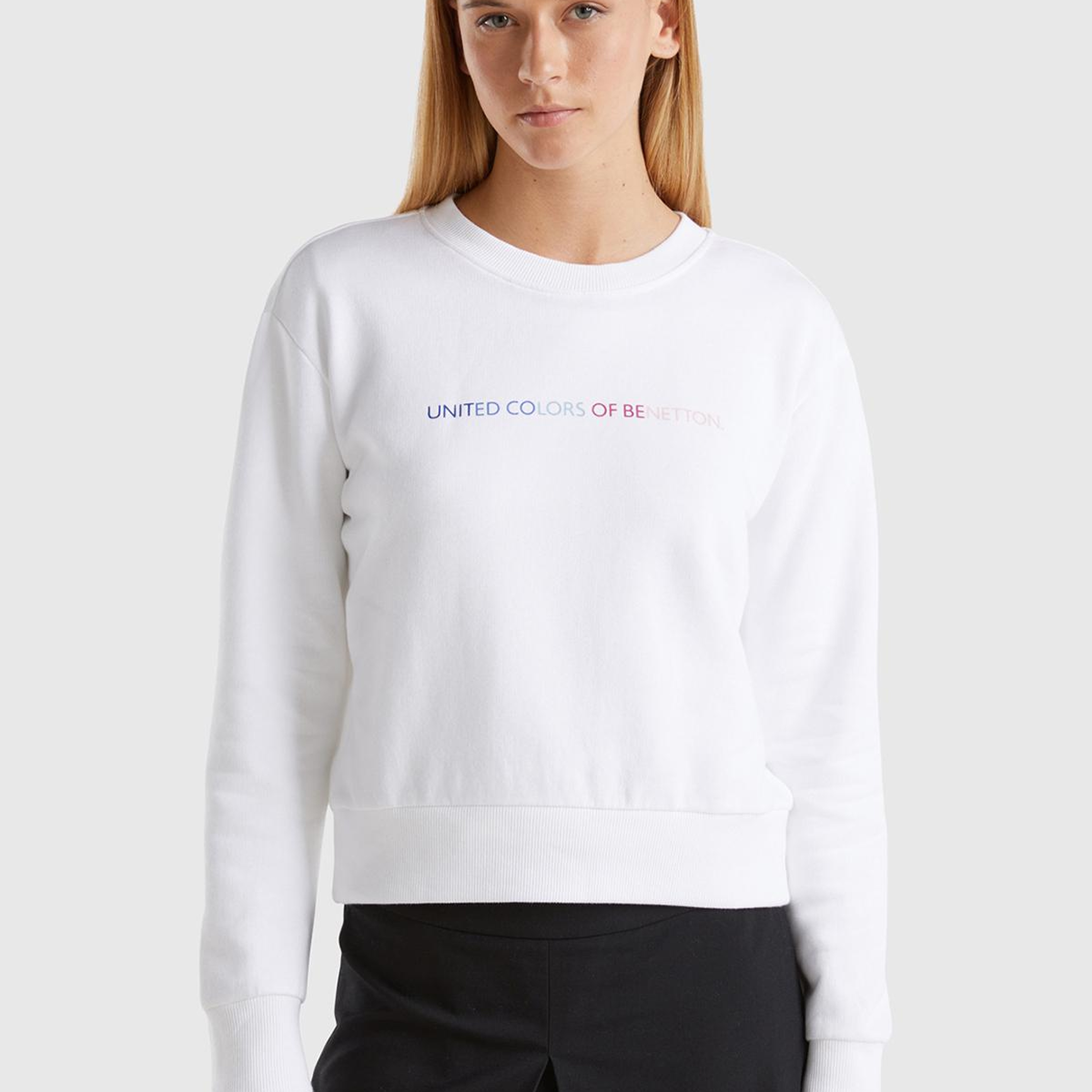 Kadın Beyaz %100 Pamuk Önü Logo Baskılı Ribanalı Bisiklet Yaka Sweatshirt