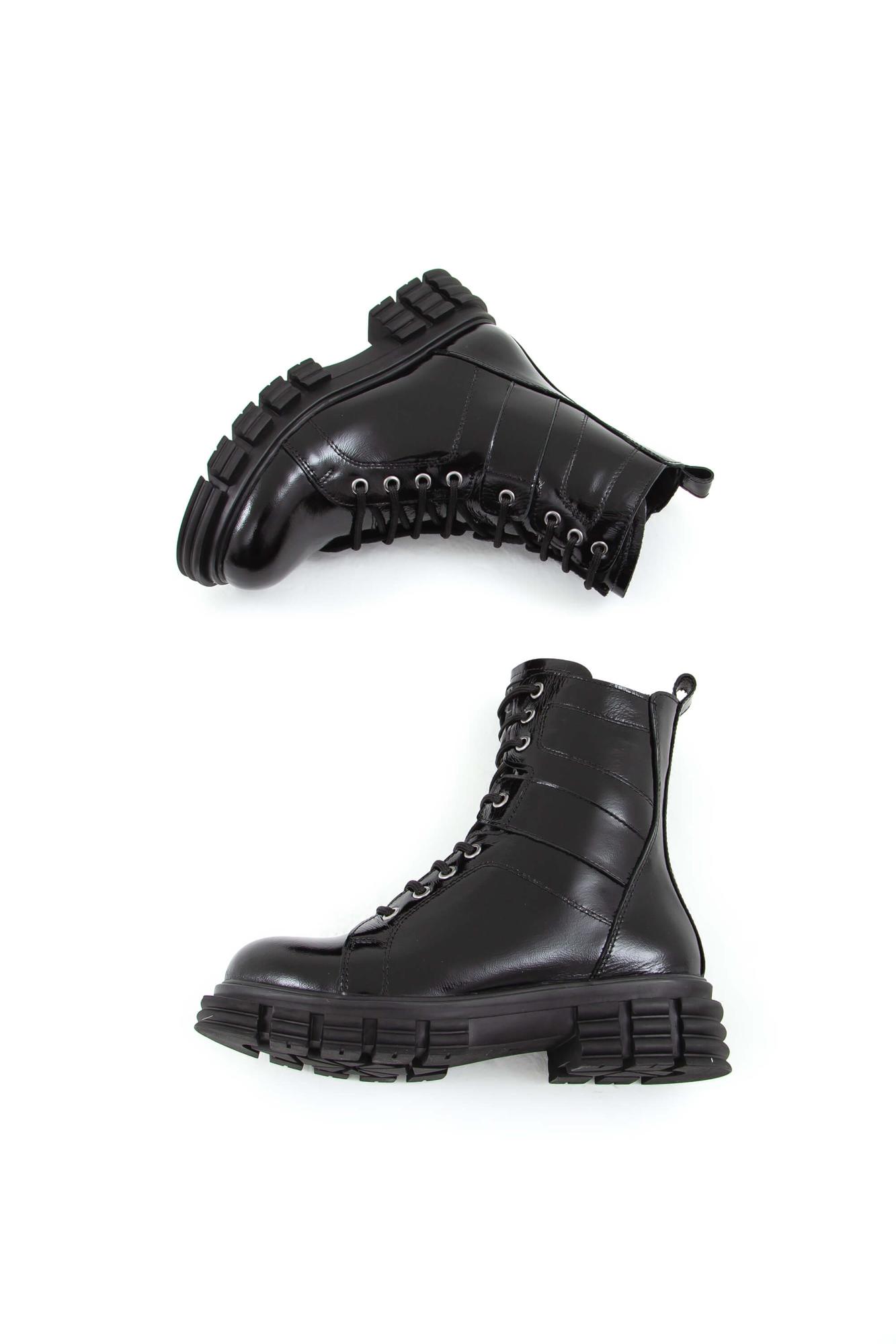 Tamer Tanca Kadın Hakiki Deri Siyah Rugan POSTAL Bot