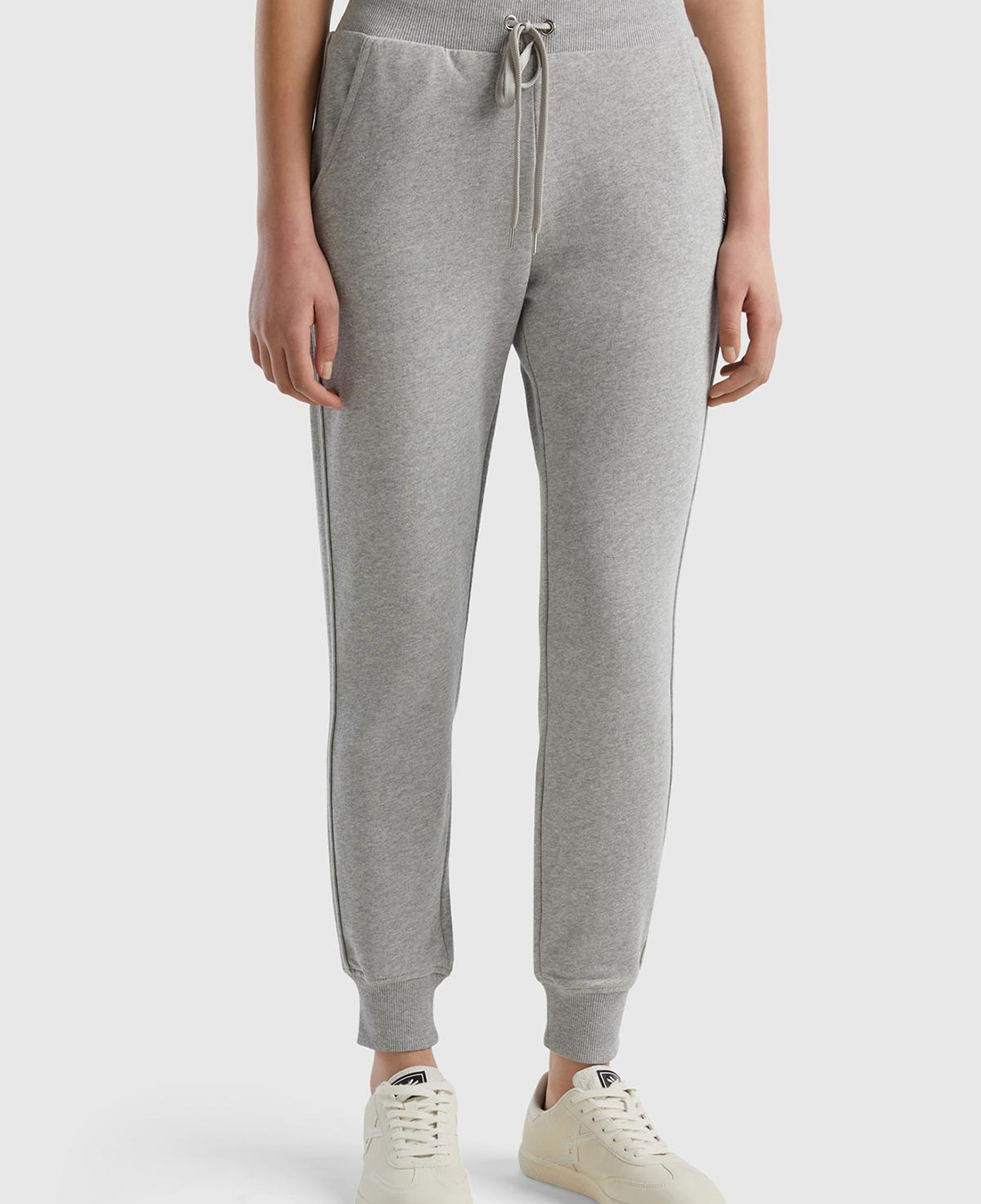 Kadın Gri Melanj %100 Pamuk Yanları Cepli Beli Büzgülü Jogger Eşofman Altı