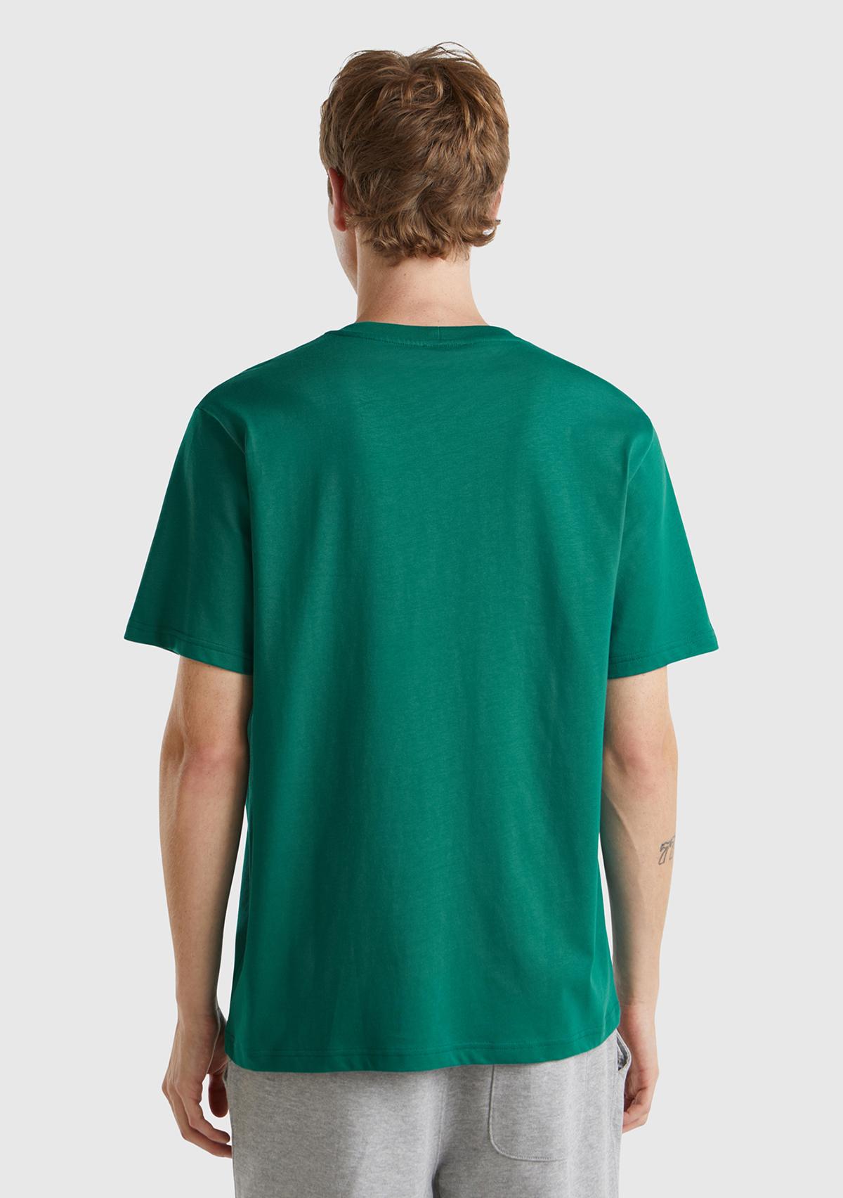 Erkek Koyu Yeşil %100 Koton Benetton Logolu Bisiklet Yaka T-Shirt