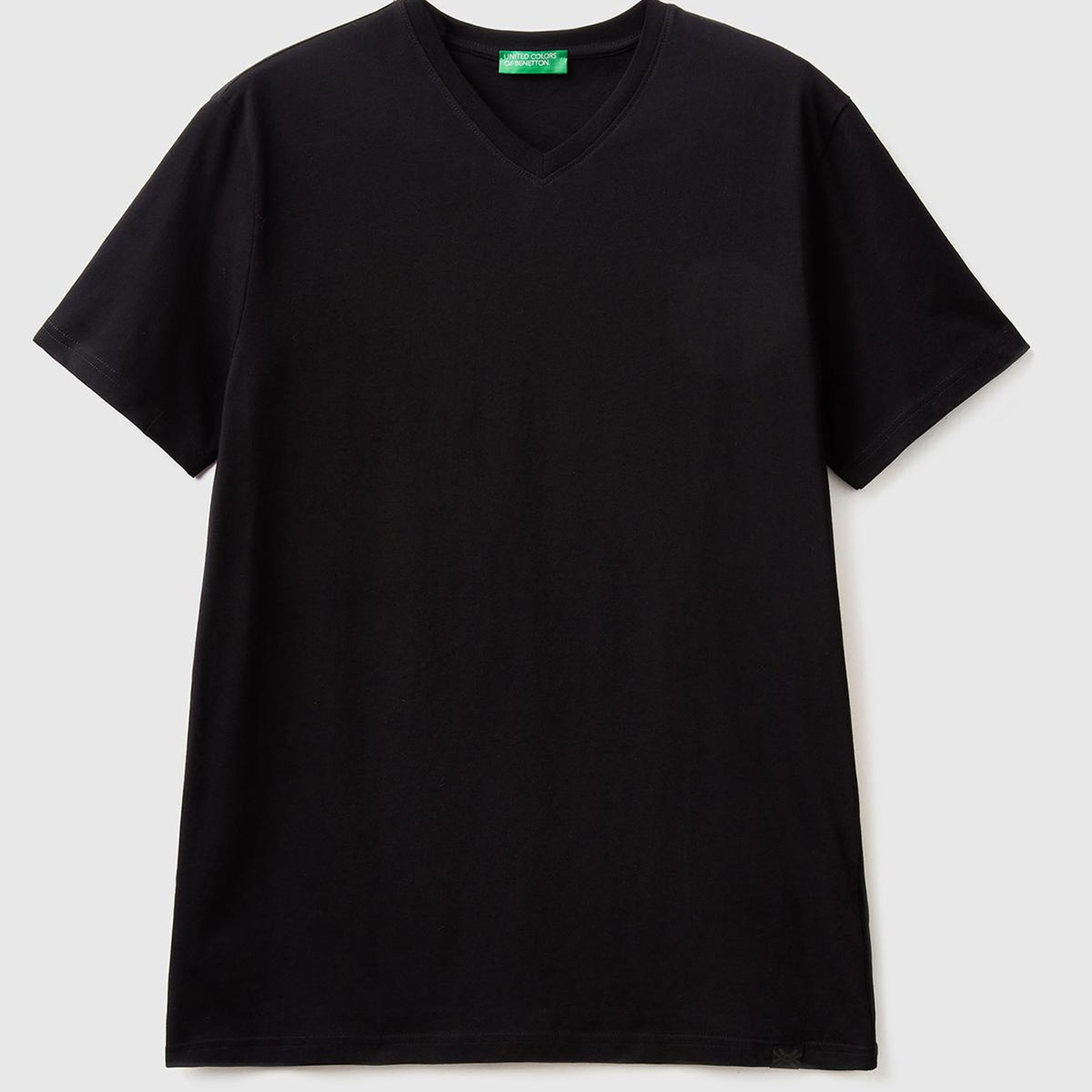 Erkek Siyah %100 Koton V Yaka Basic T-Shirt
