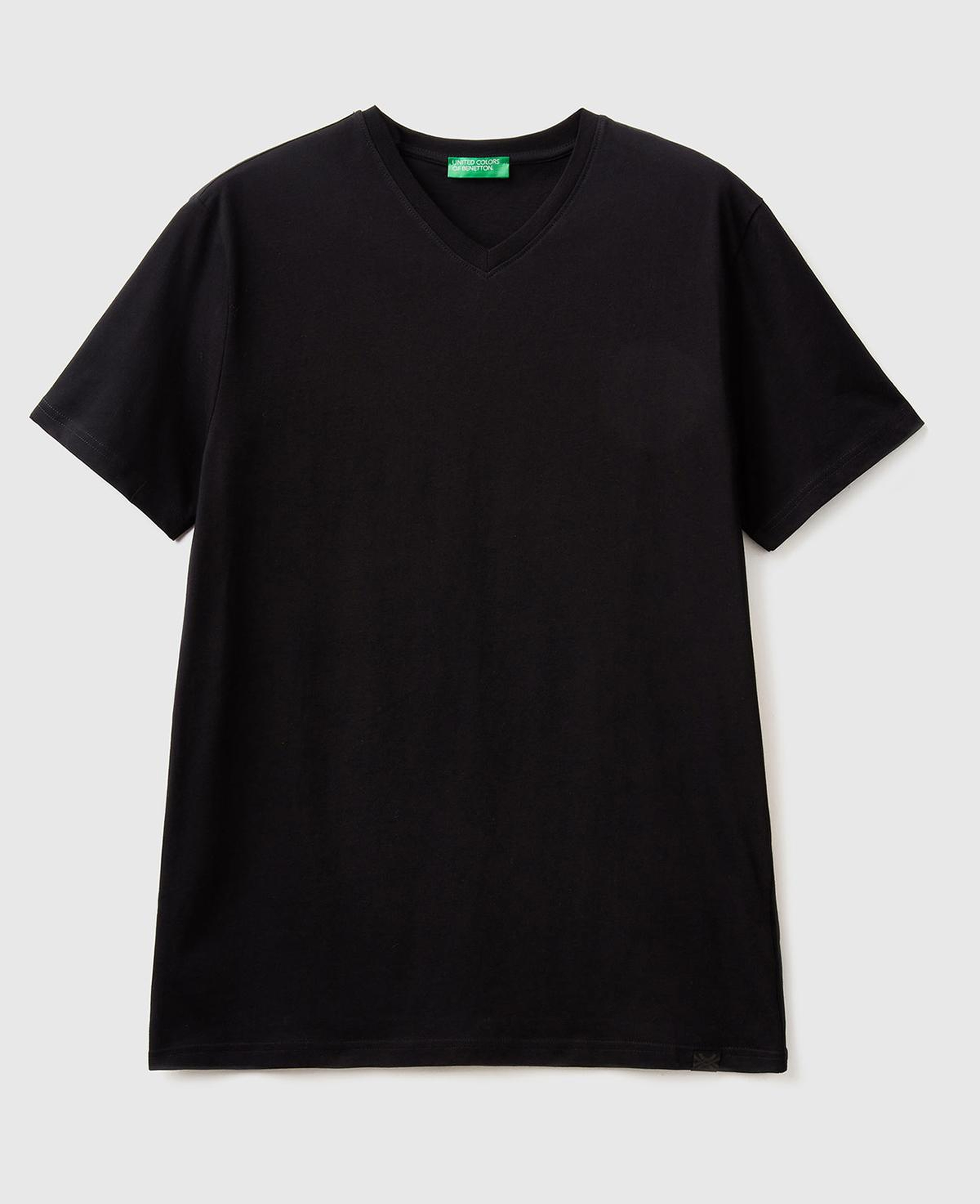 Erkek Siyah %100 Koton V Yaka Basic T-Shirt