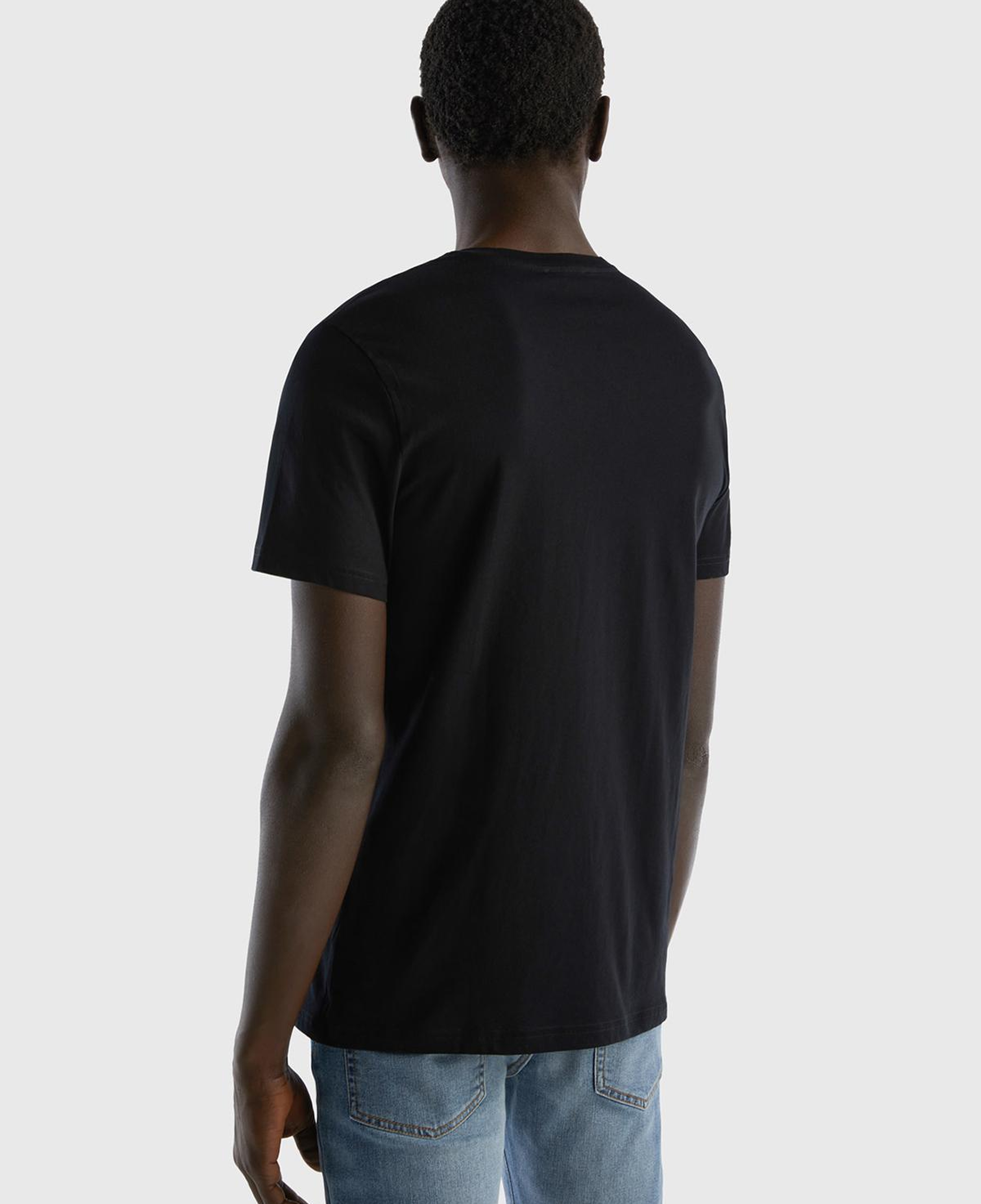 Erkek Siyah %100 Koton V Yaka Basic T-Shirt