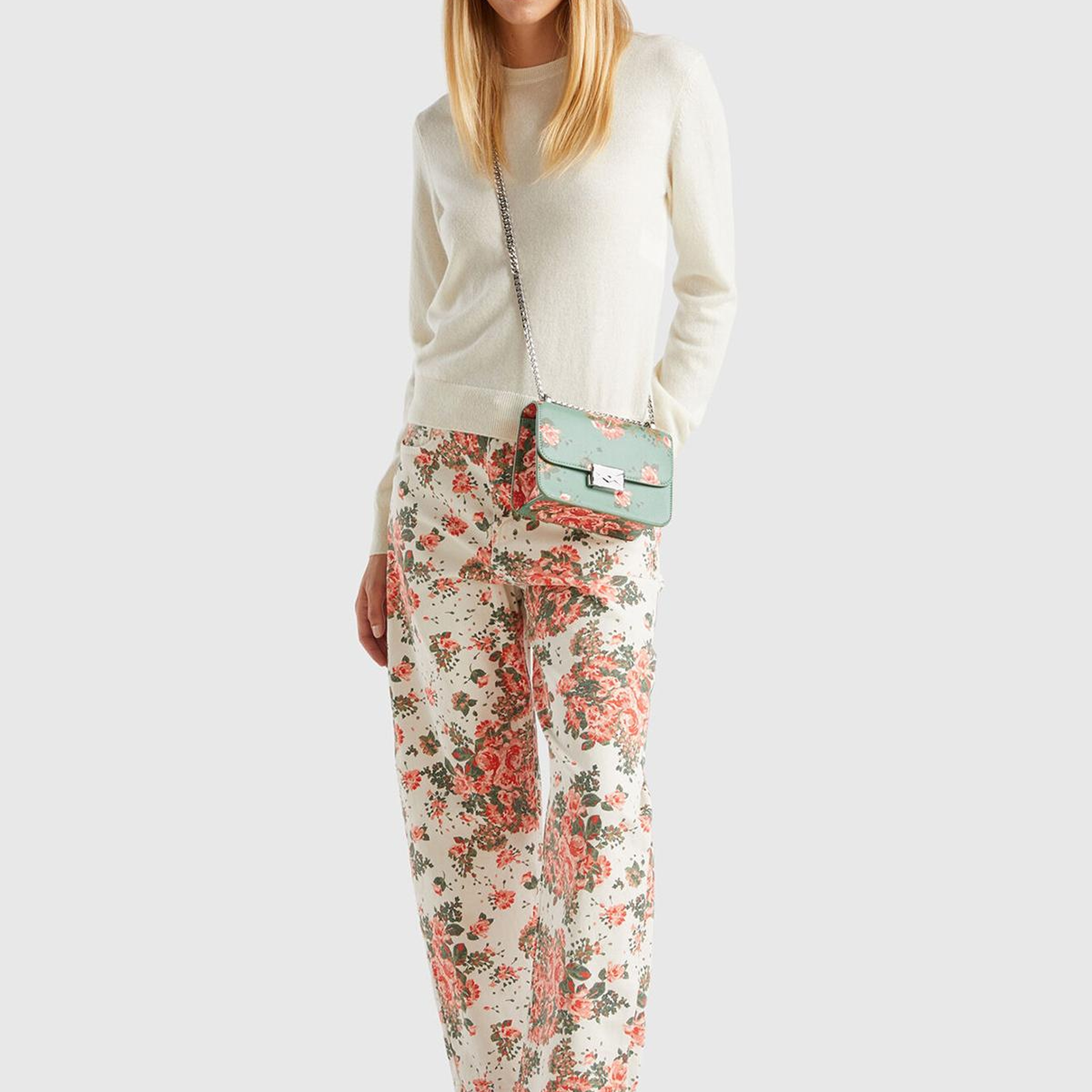 Kadın Beyaz %100 Pamuk Tamamı Çiçek Desenli 5 Cepli Balon Pantolon