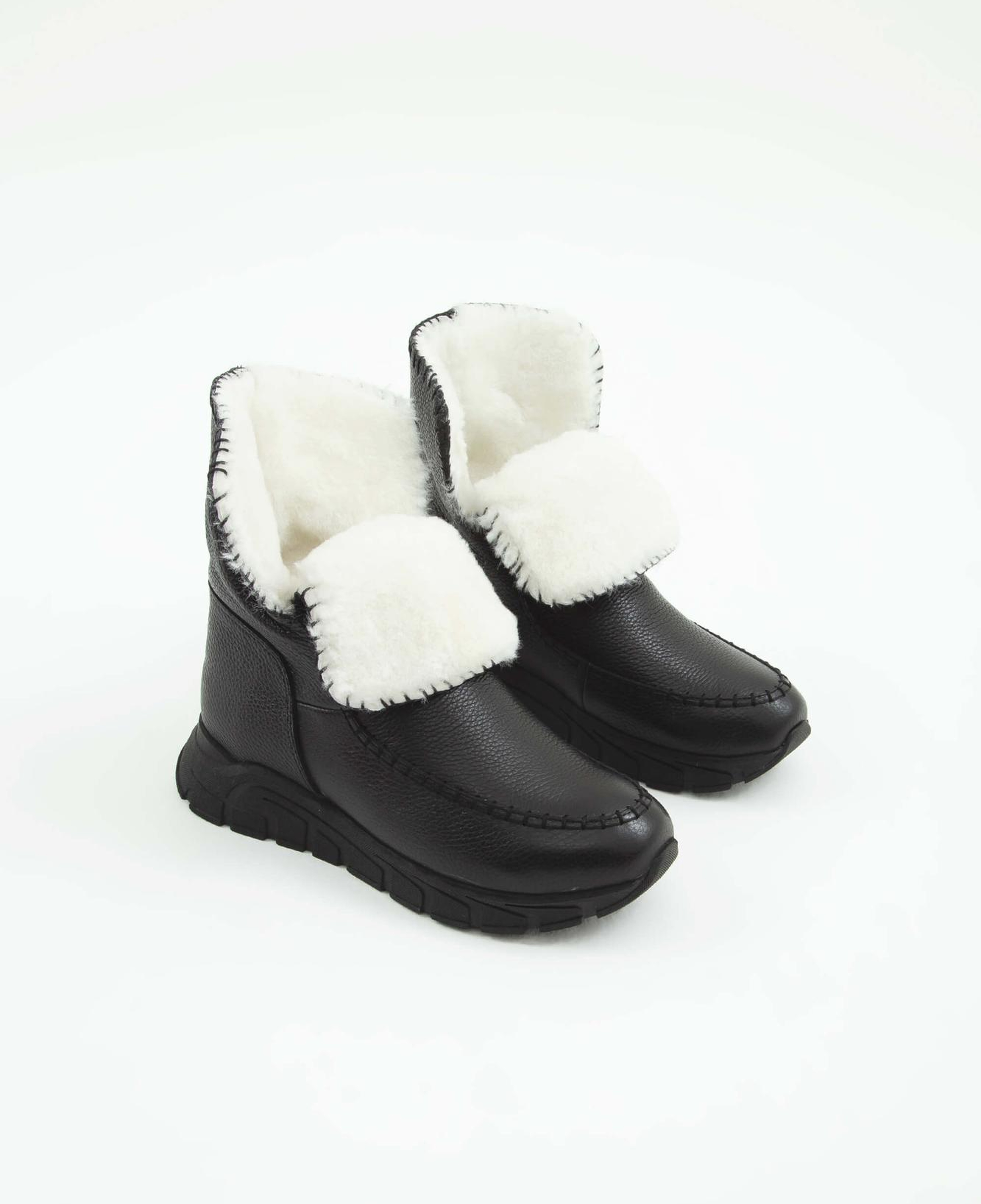 Tamer Tanca Kadın Hakiki Deri Siyah Floter Casual Bot