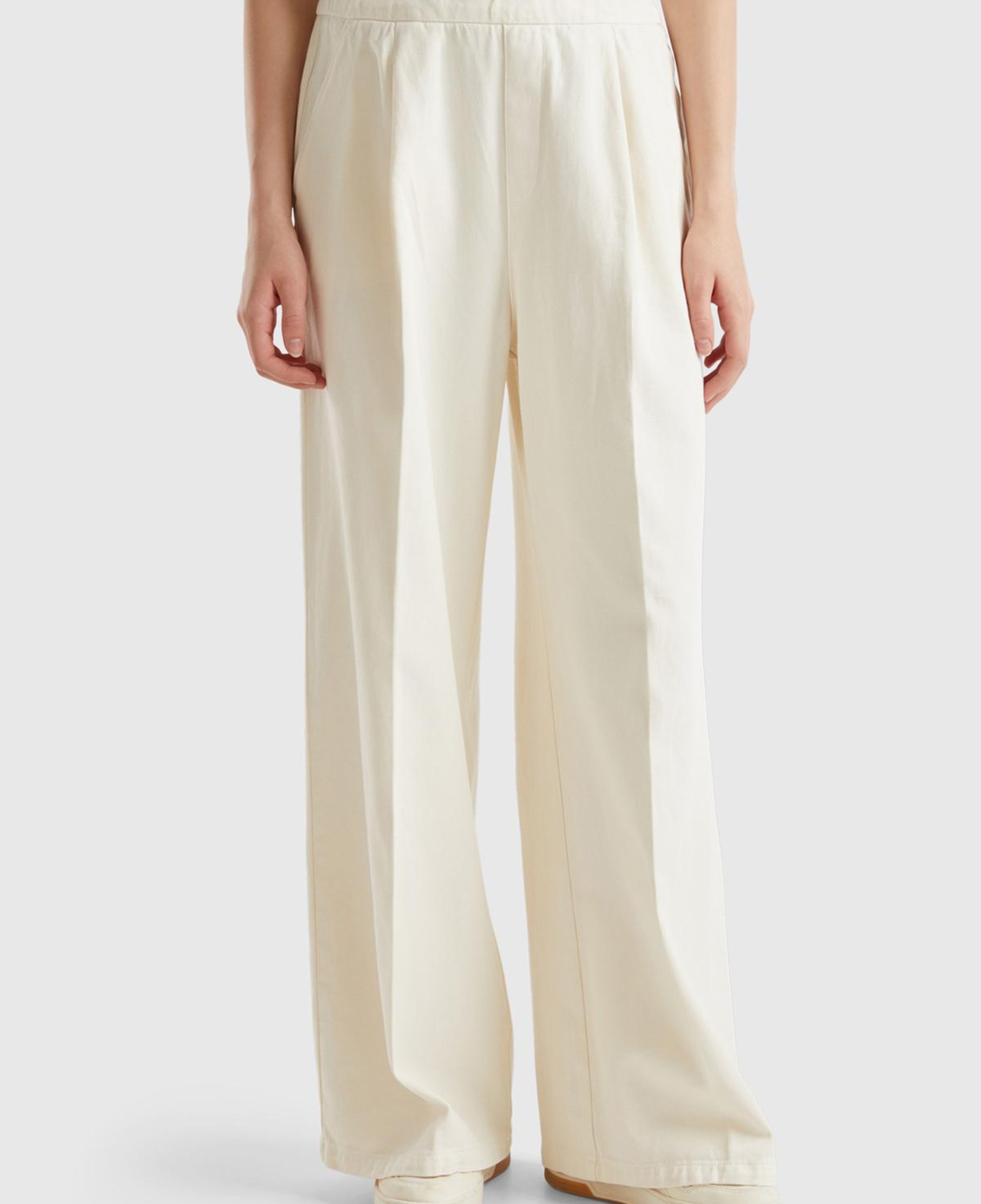 Kadın Krem %100 Pamuk Arkası Elastik Belli Bol Paça Pantolon