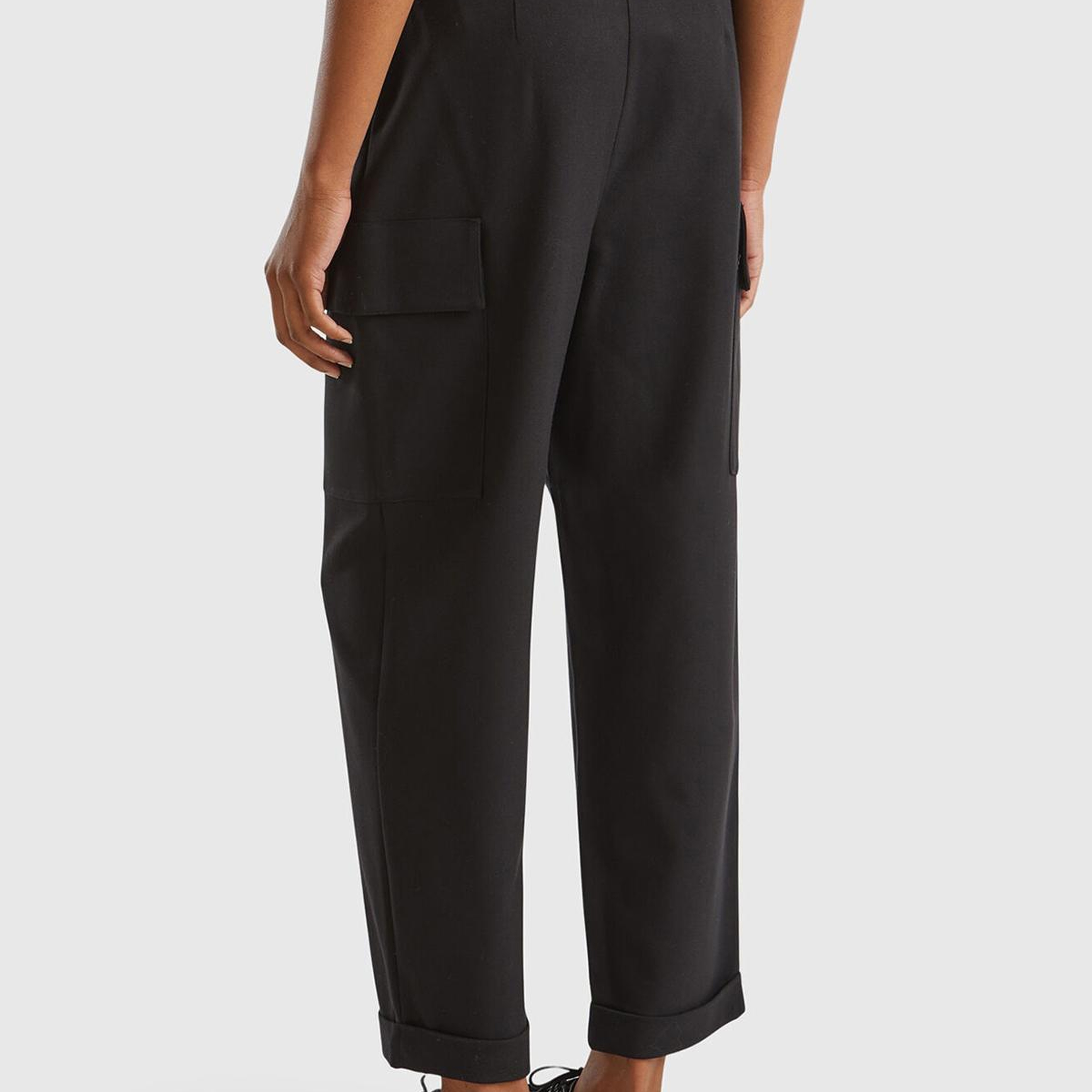 Kadın Siyah Yün ve Liyosel Karışımlı Cepli Yüksek Bel Kargo Pantolon