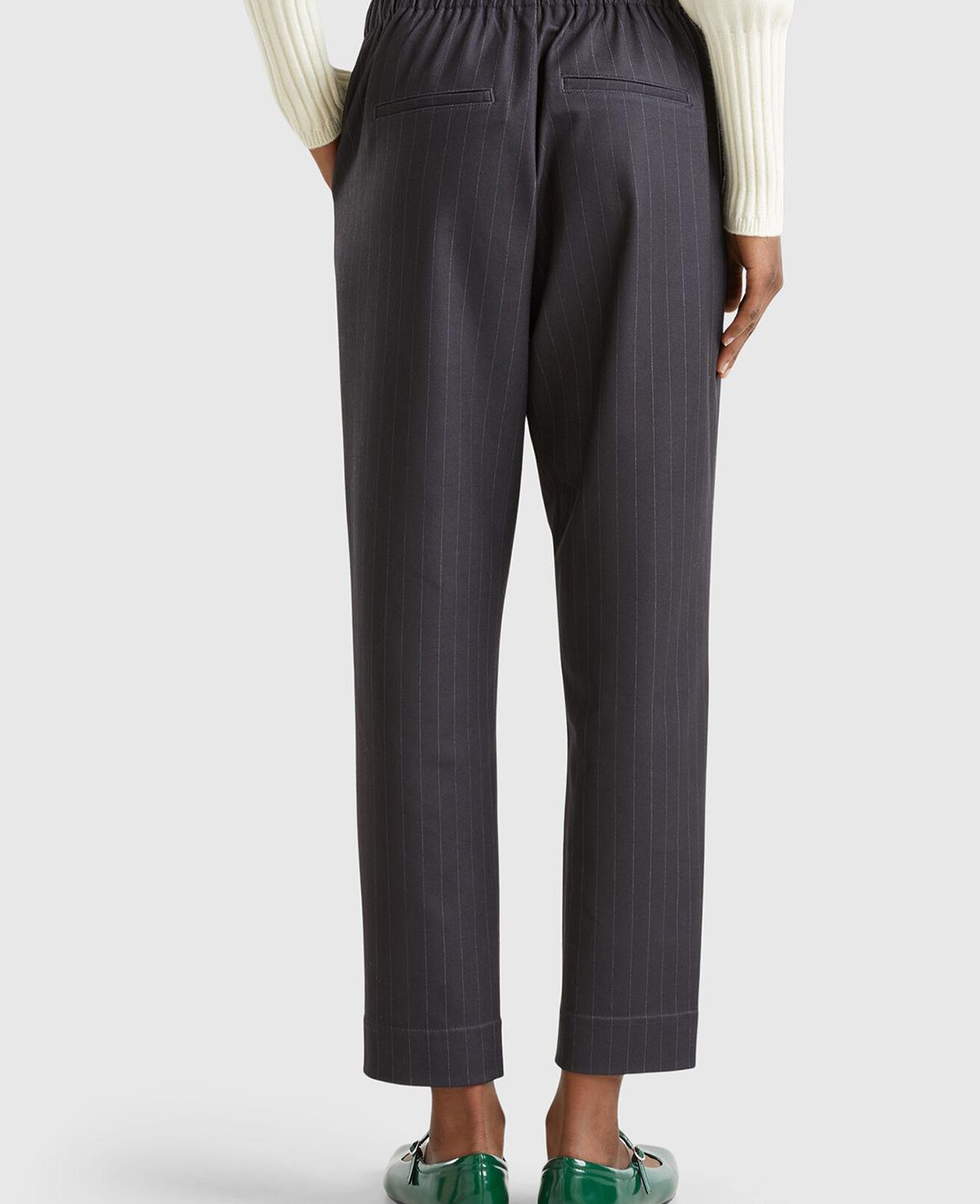 Kadın Siyah Viskoz Karışımlı Tamamı Desenli Beli Lastikli Pantolon