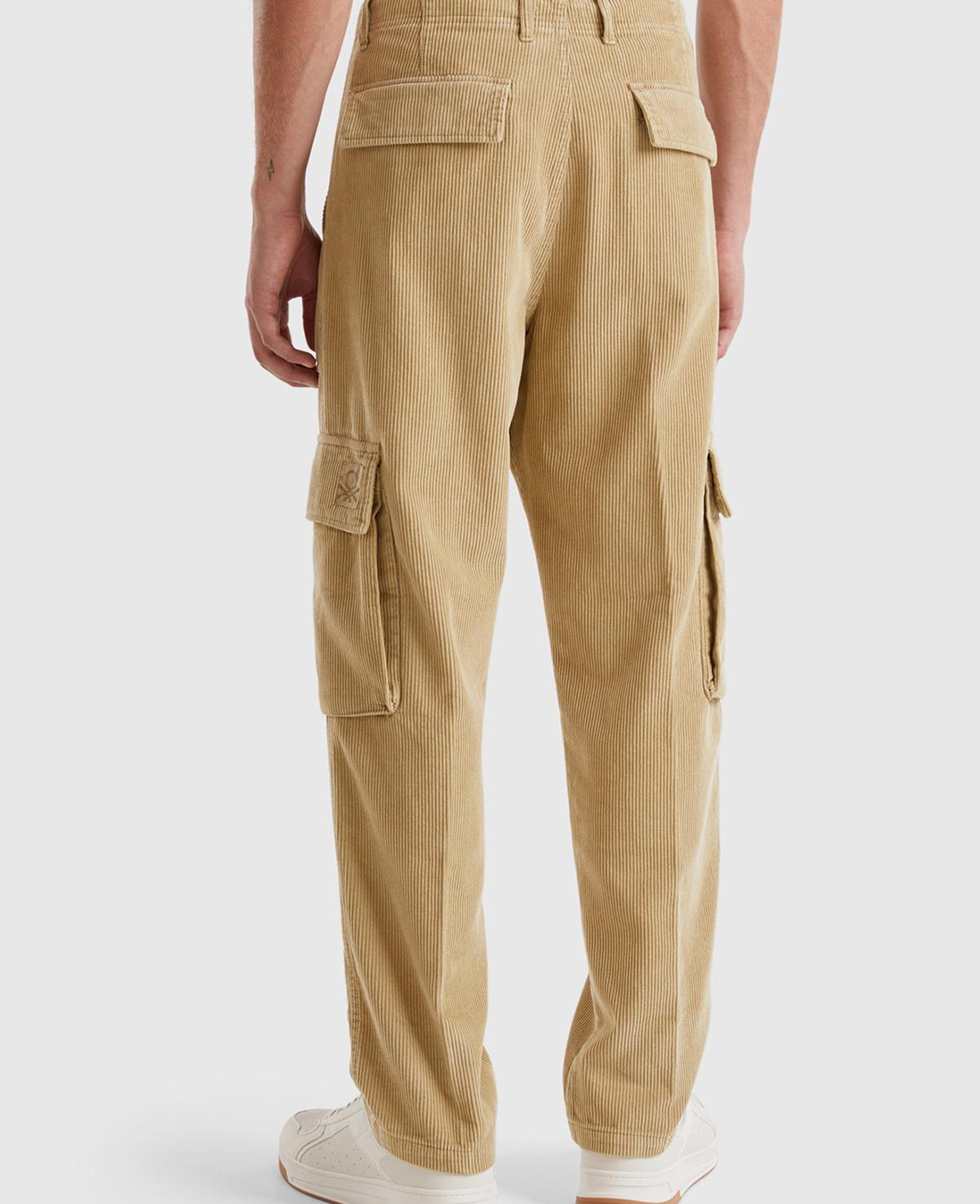 Erkek Bej %100 Pamuk Cep Detaylı Düz Paça Kargo Pantolon