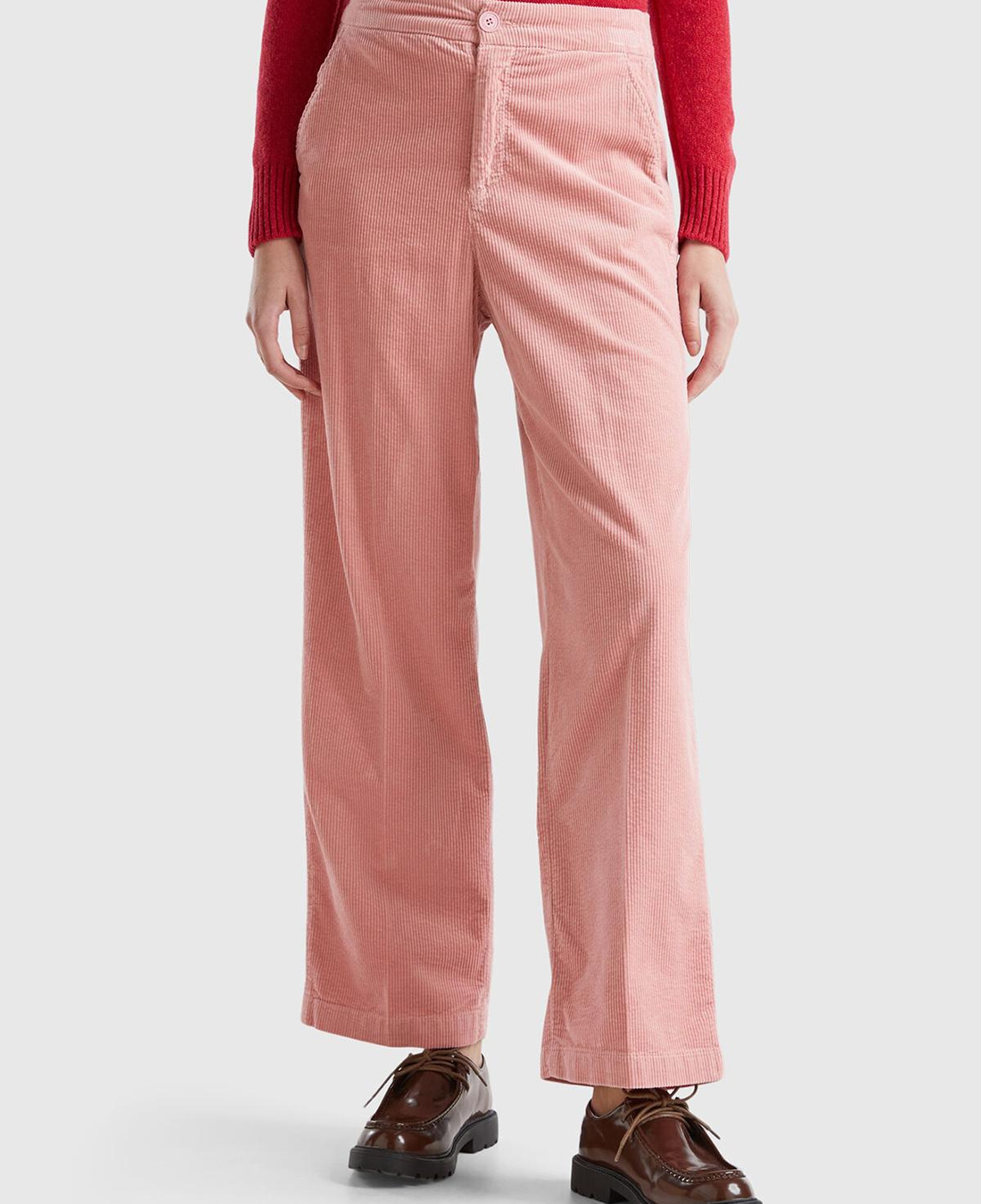 Kadın Pembe Pamuk Karışımlı Arkası Lastikli Cepli Geniş Paça Kadife Pantolon