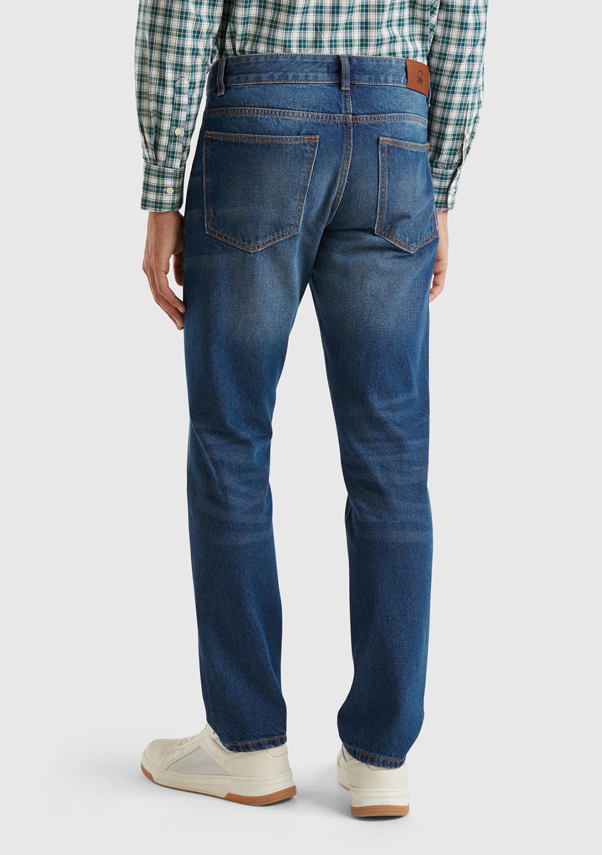 Erkek İndigo %100 Pamuk Arkası Logo Detaylı 5 Cepli Denim Pantolon