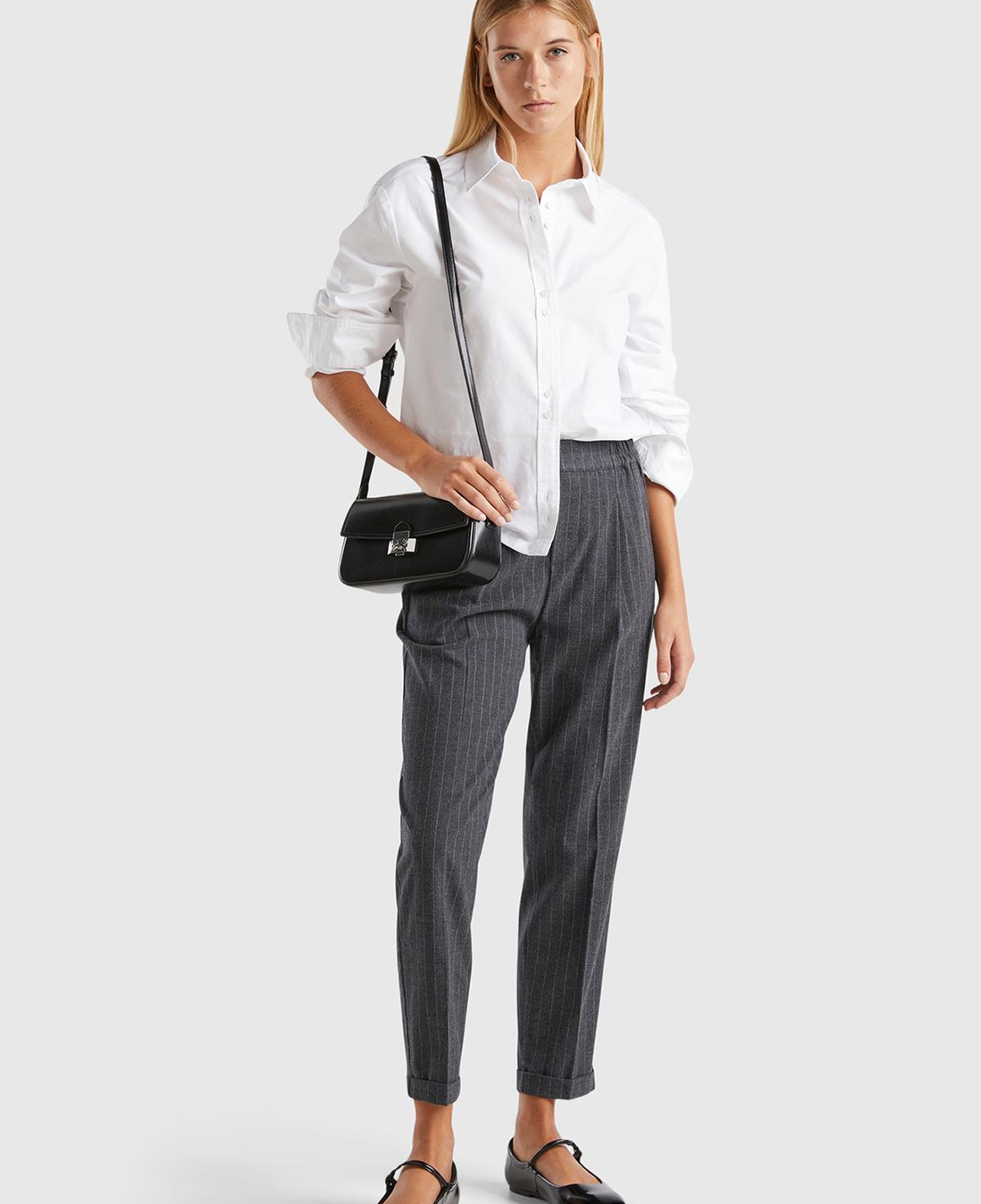 Kadın Antrasit Viskoz Karışımlı Beli Lastikli İnce Çizgili Jogger Pantolon