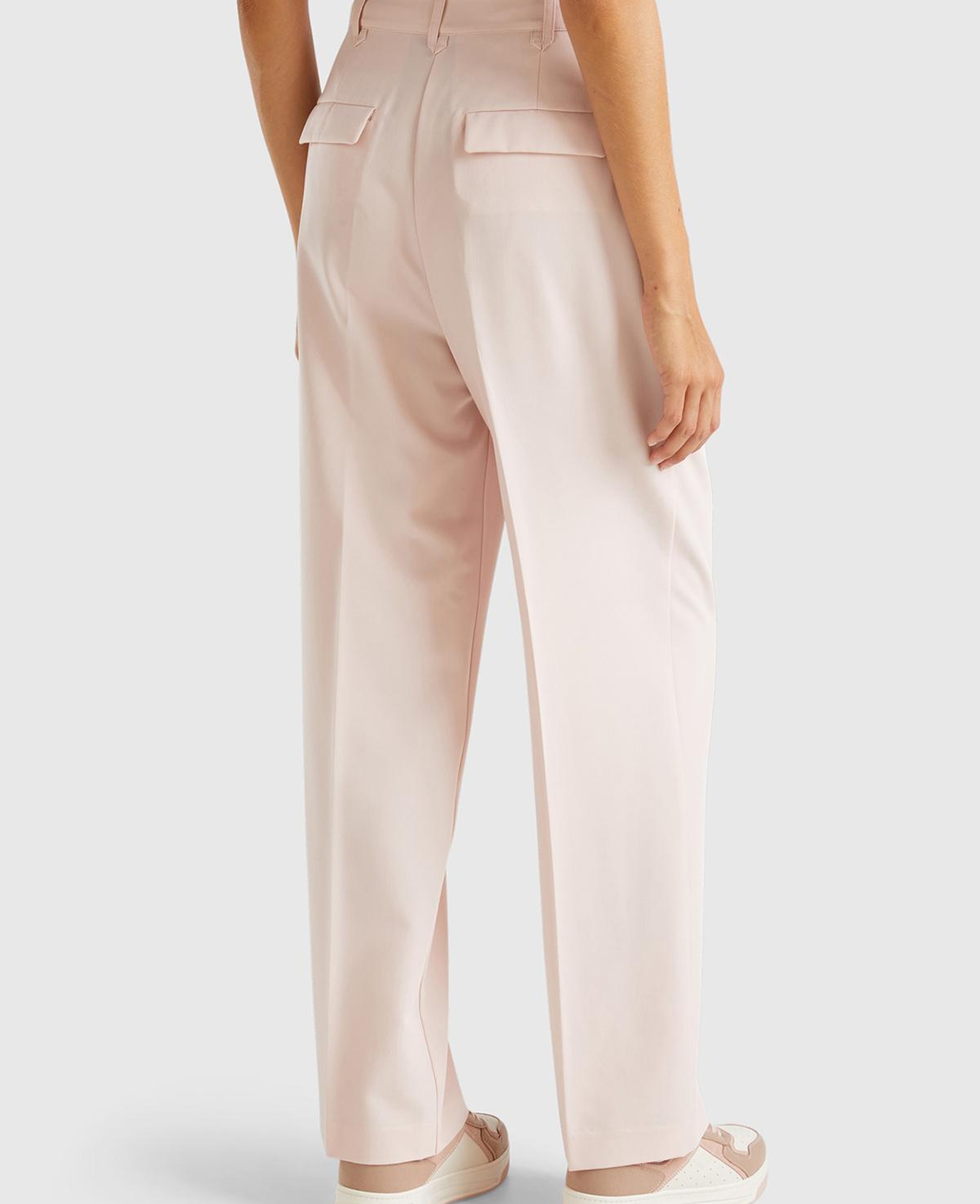 Kadın Toz Pembe Viskoz Karışımlı Arkası Kapaklı Cepli Geniş Paça Pantolon