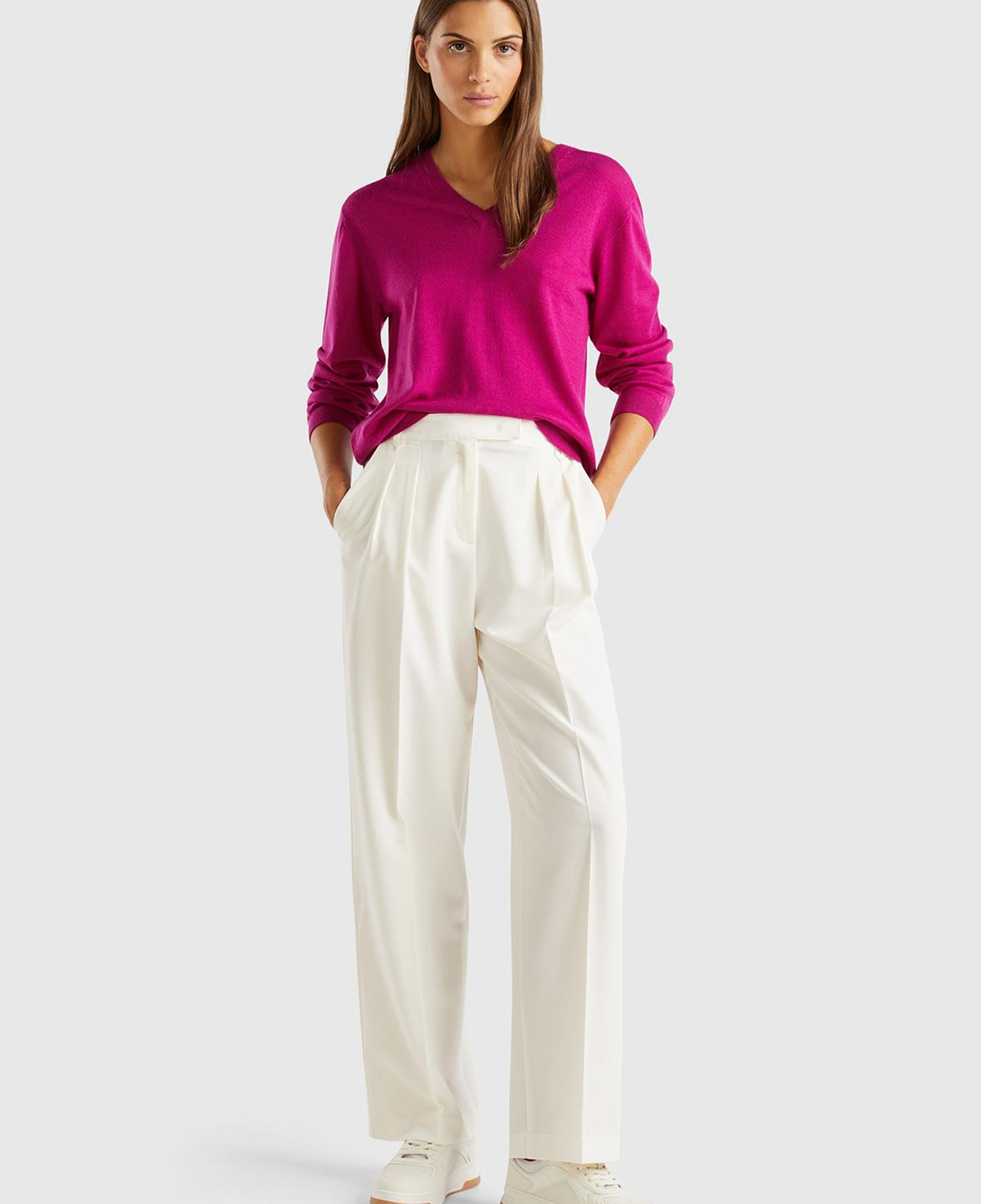 Kadın Krem Viskoz Karışımlı Arkası Kapaklı Cepli Geniş Paça Pantolon