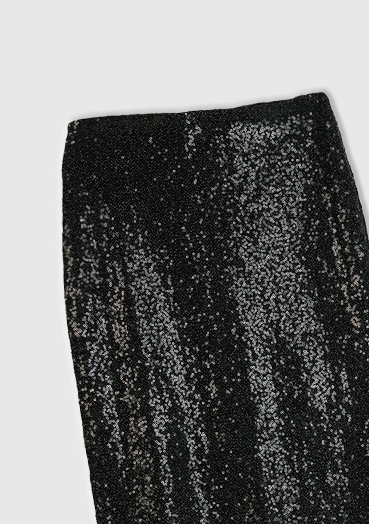 Kadın Siyah İçi Jarse Astarlı Arkası Yırtmaçlı Kalem Etek