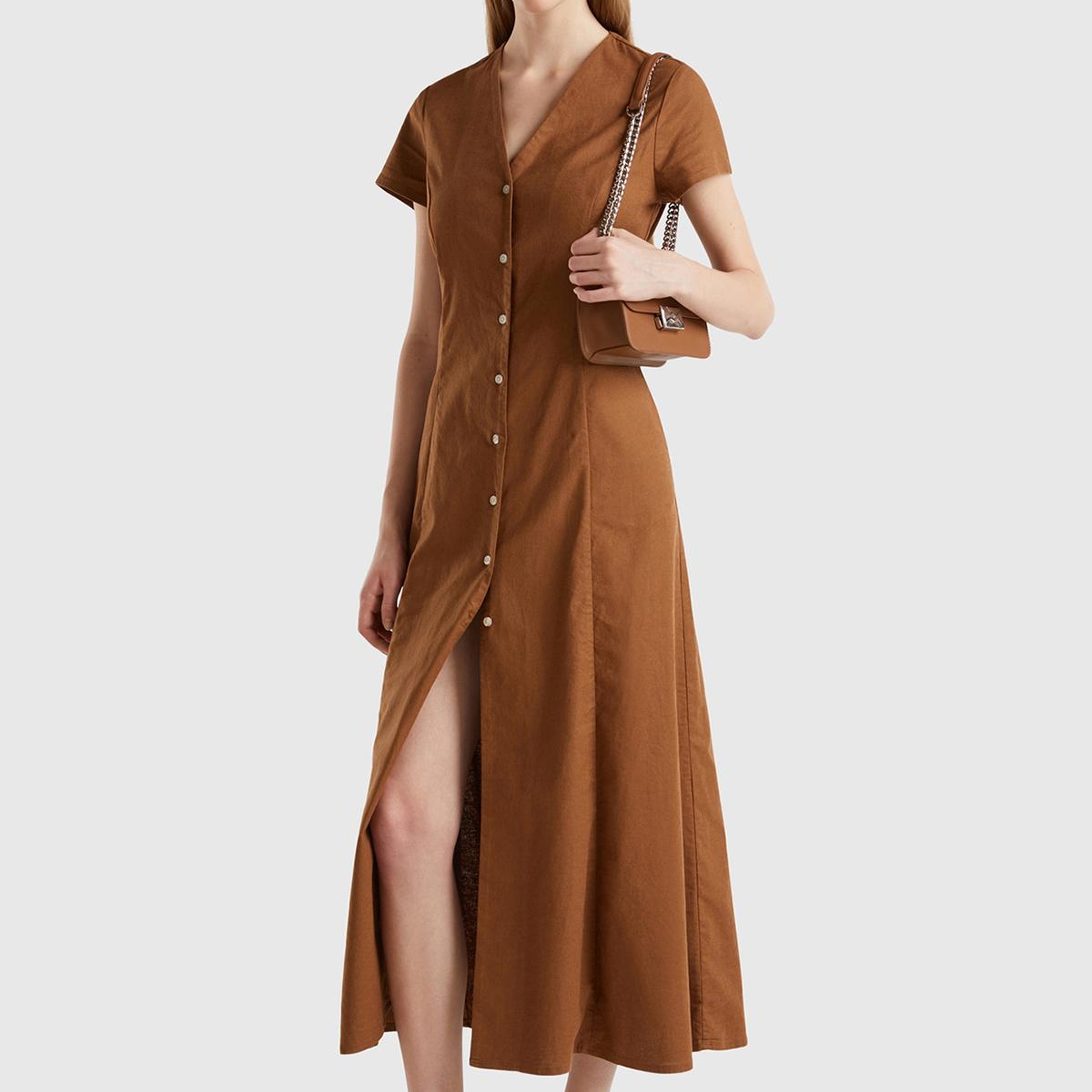 Kadın Kahverengi Keten ve Pamuk Karışımlı Önü Düğmeli Uzun V Yaka Elbise