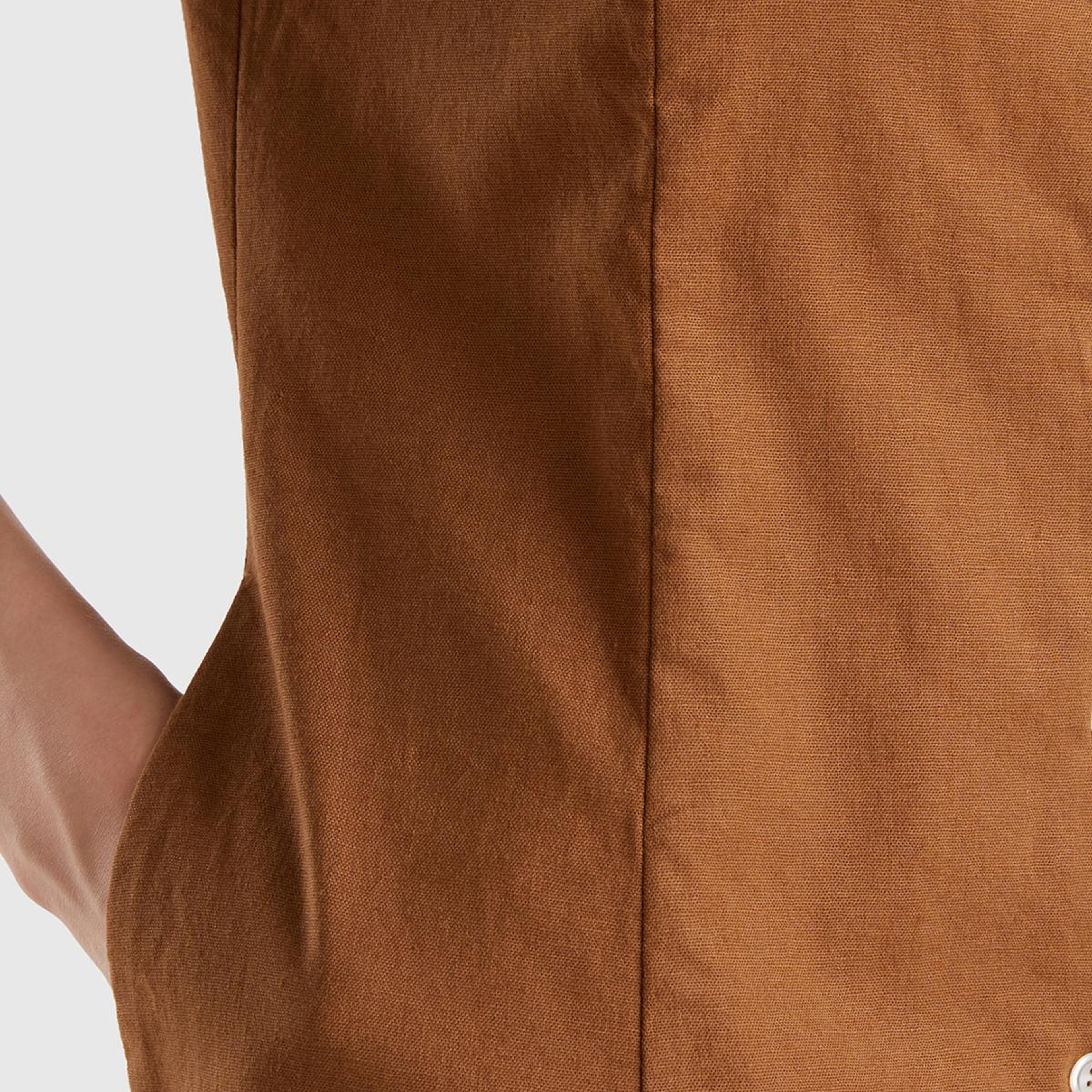 Kadın Kahverengi Keten ve Pamuk Karışımlı Önü Düğmeli Uzun V Yaka Elbise