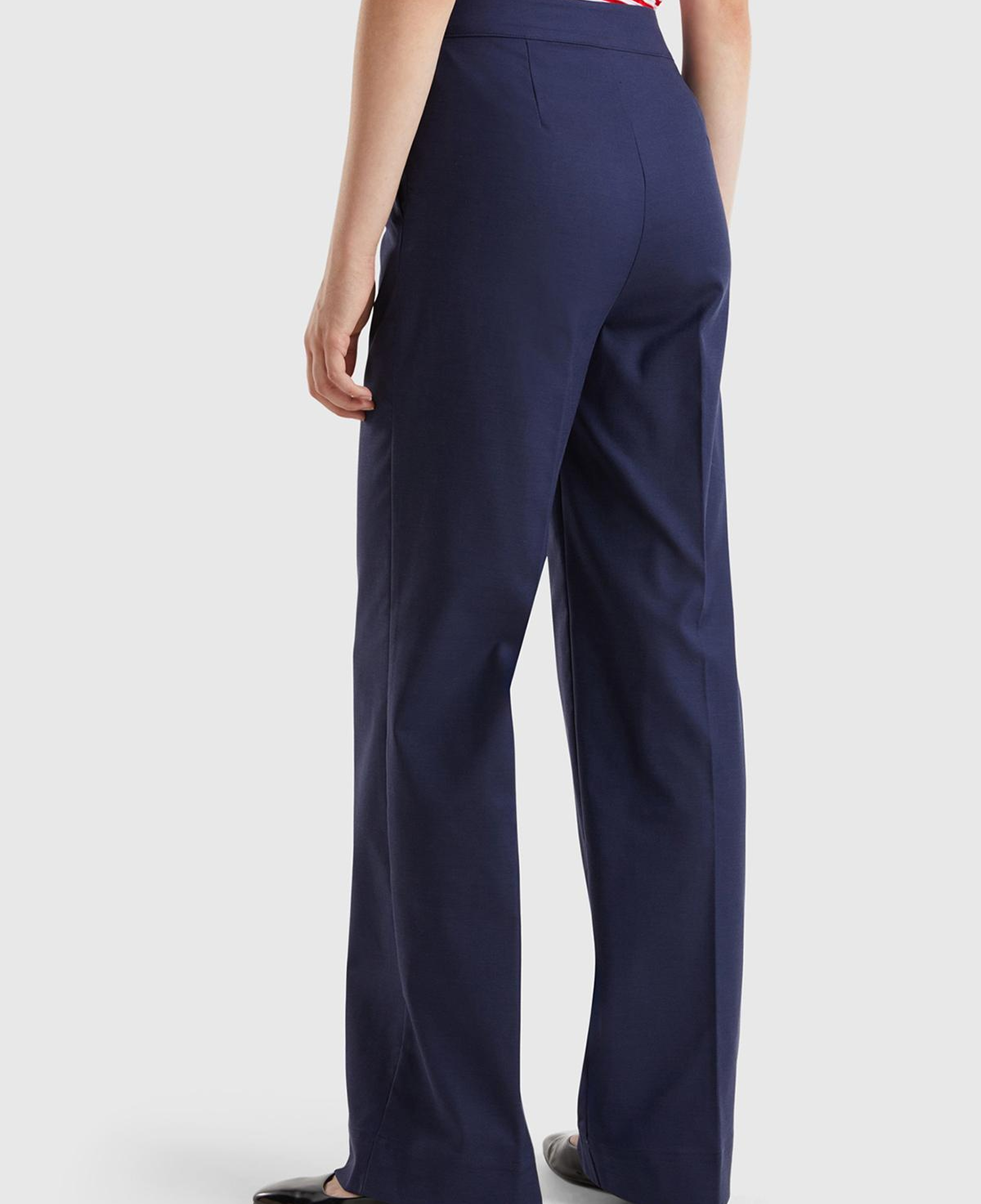 Kadın Lacivert Pamuk ve Viskoz Karışımlı Düğme Detaylı Geniş Paça Pantolon