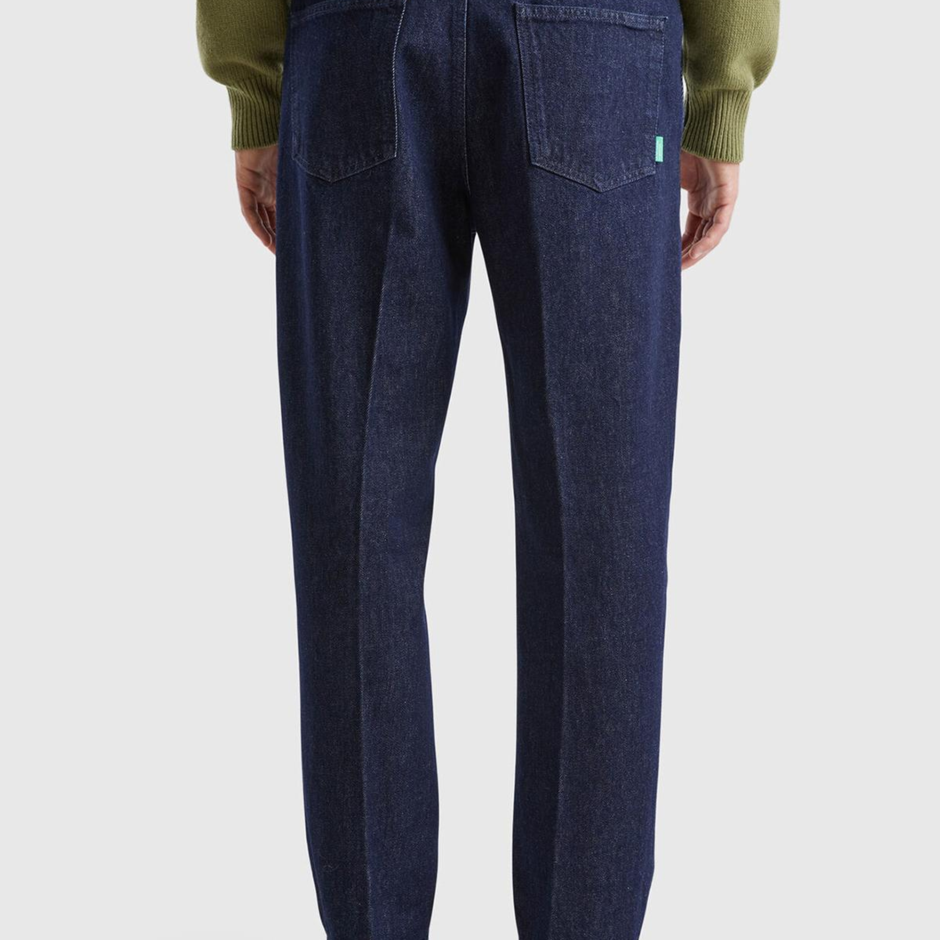 Erkek Koyu Mavi %100 Pamuk Cepli Arkası Logo Etiketli Denim Pantolon