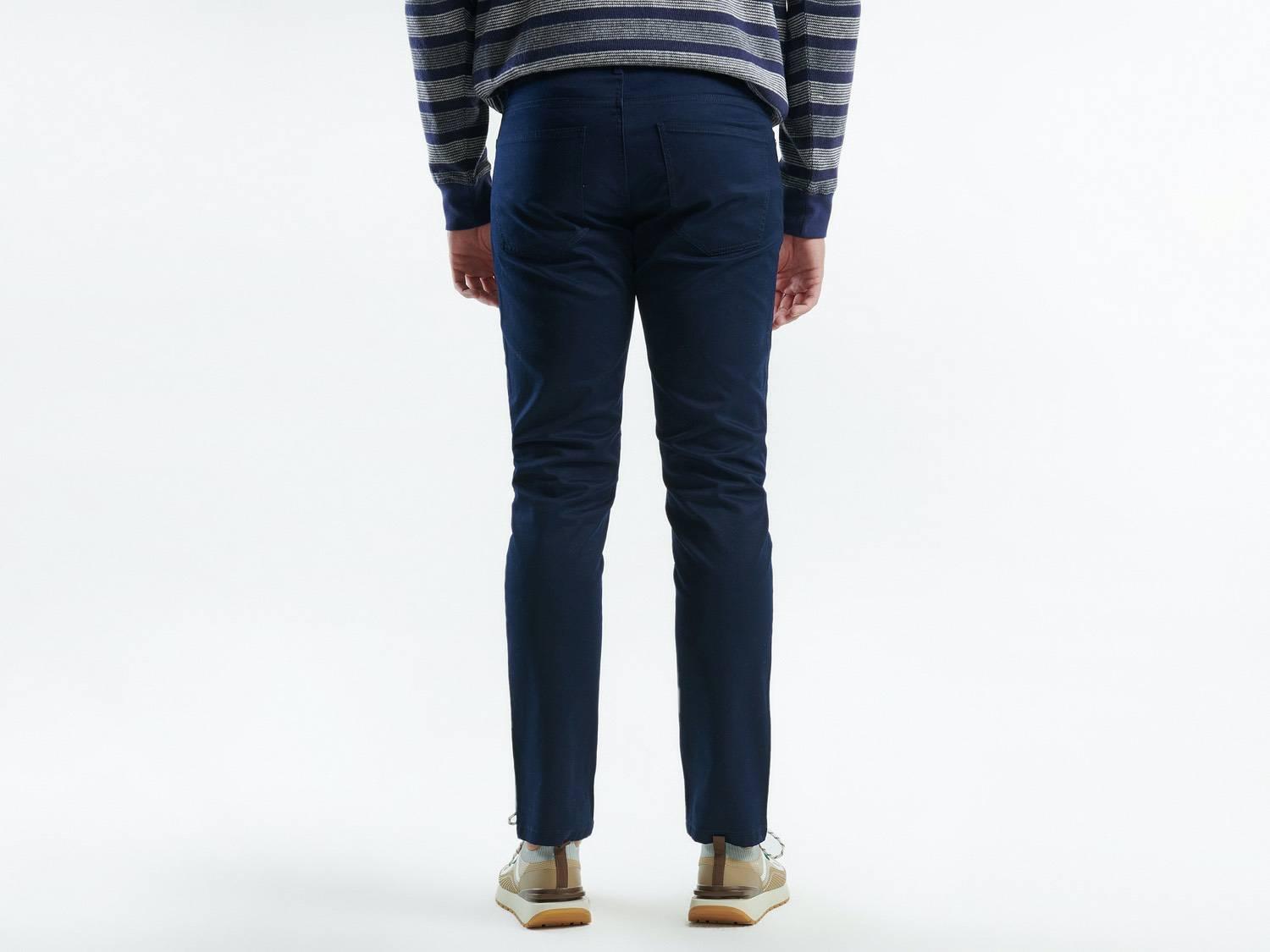 Erkek Lacivert Pamuk Karışımlı Dört Cepli Düz Paça Pantolon