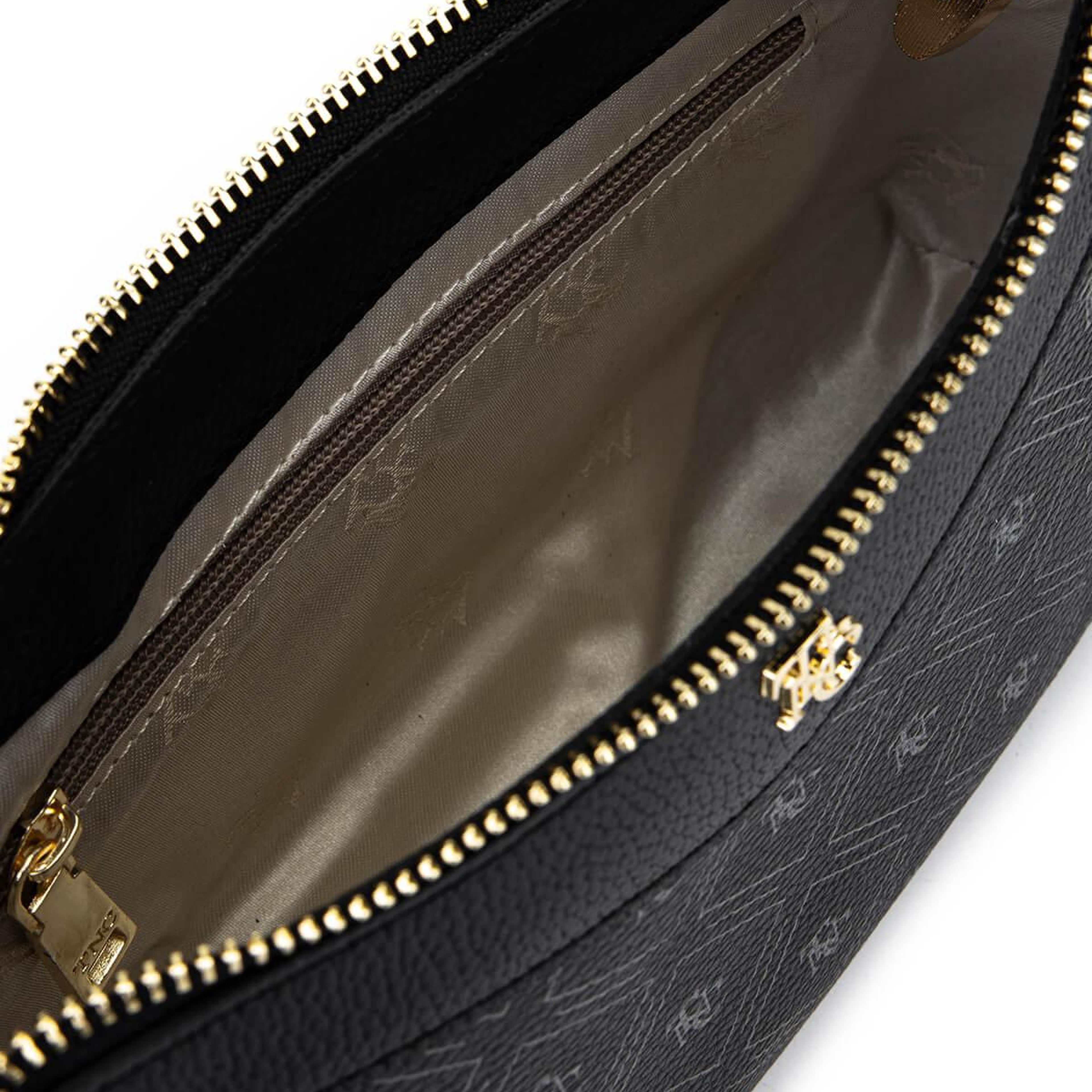 Tamer Tanca Kadın Suni Deri Siyah Desen Postacı Çanta