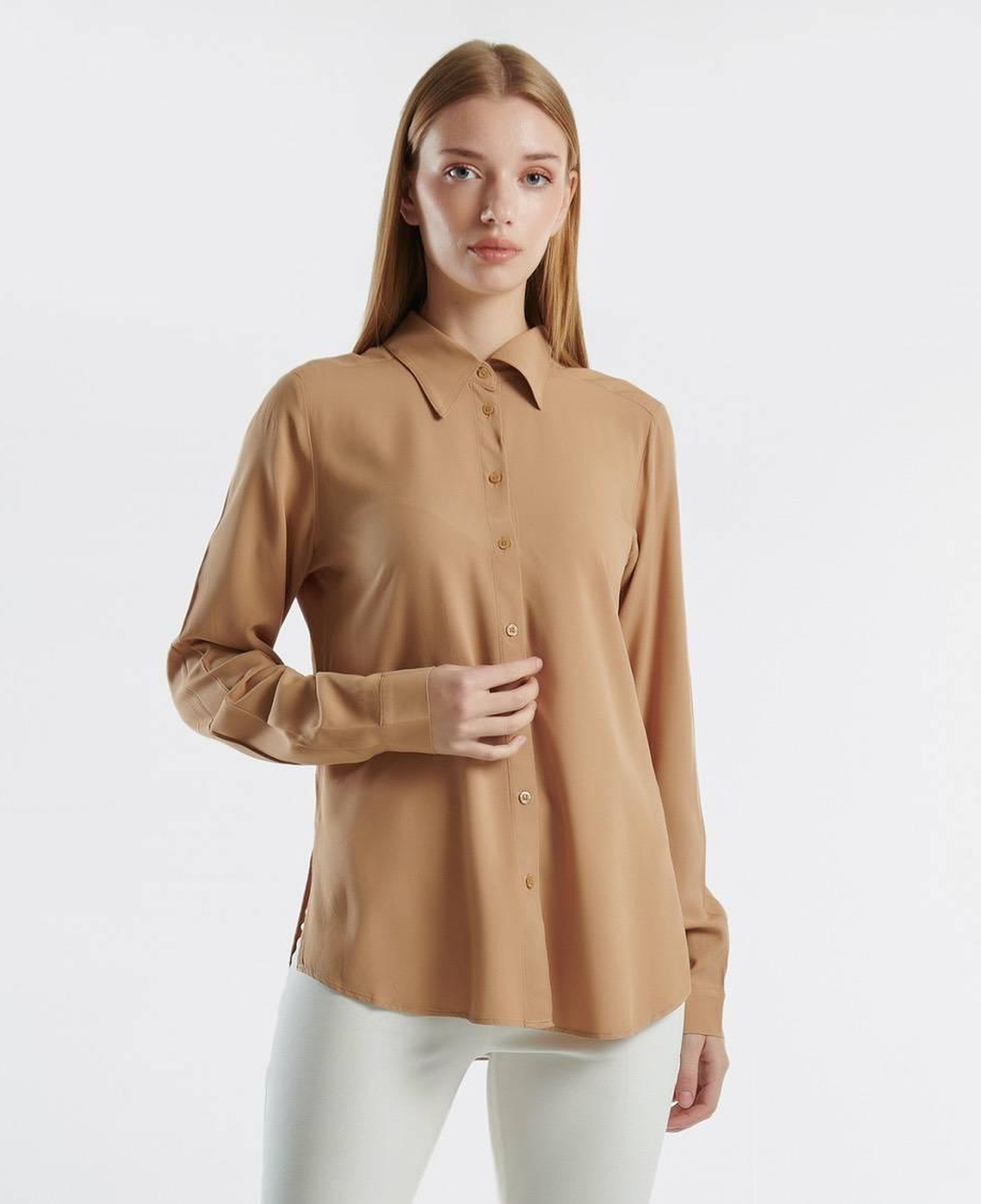 Kadın Bej %100 Viskoz Etek Ucu Yuvarlak Kesim Düz Gömlek