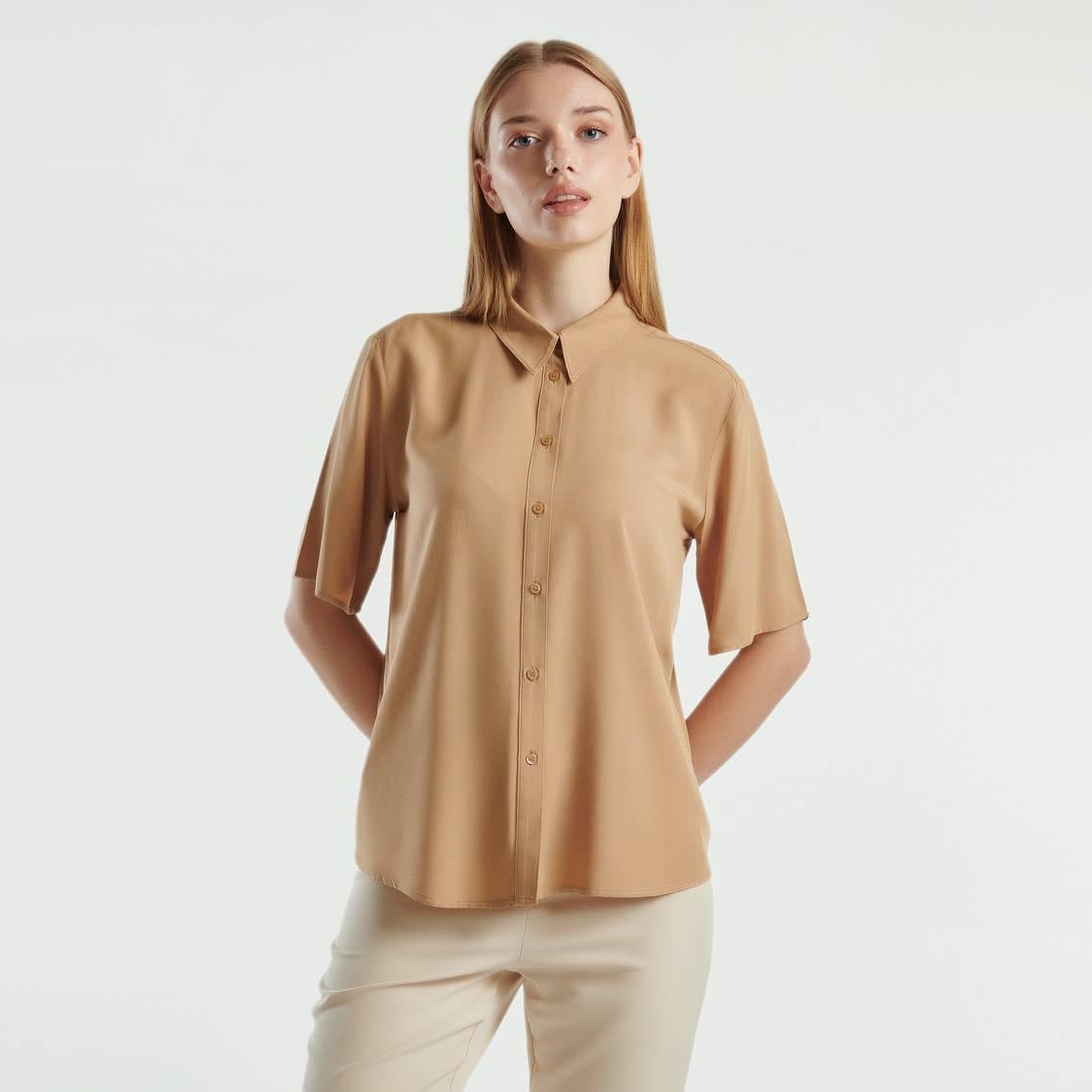 Kadın Bej %100 Viskoz Yarım Kollu Düz Gömlek