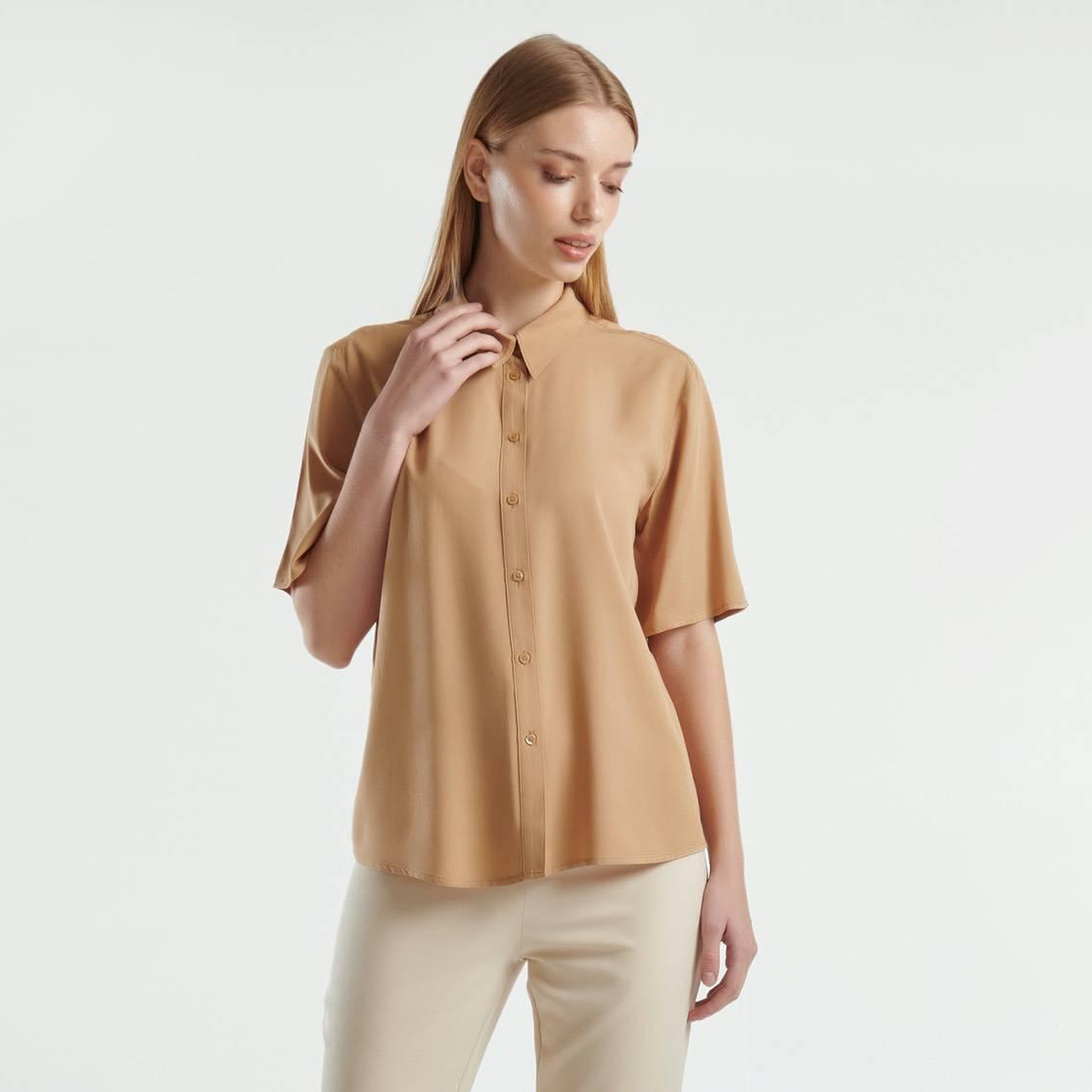 Kadın Bej %100 Viskoz Yarım Kollu Düz Gömlek