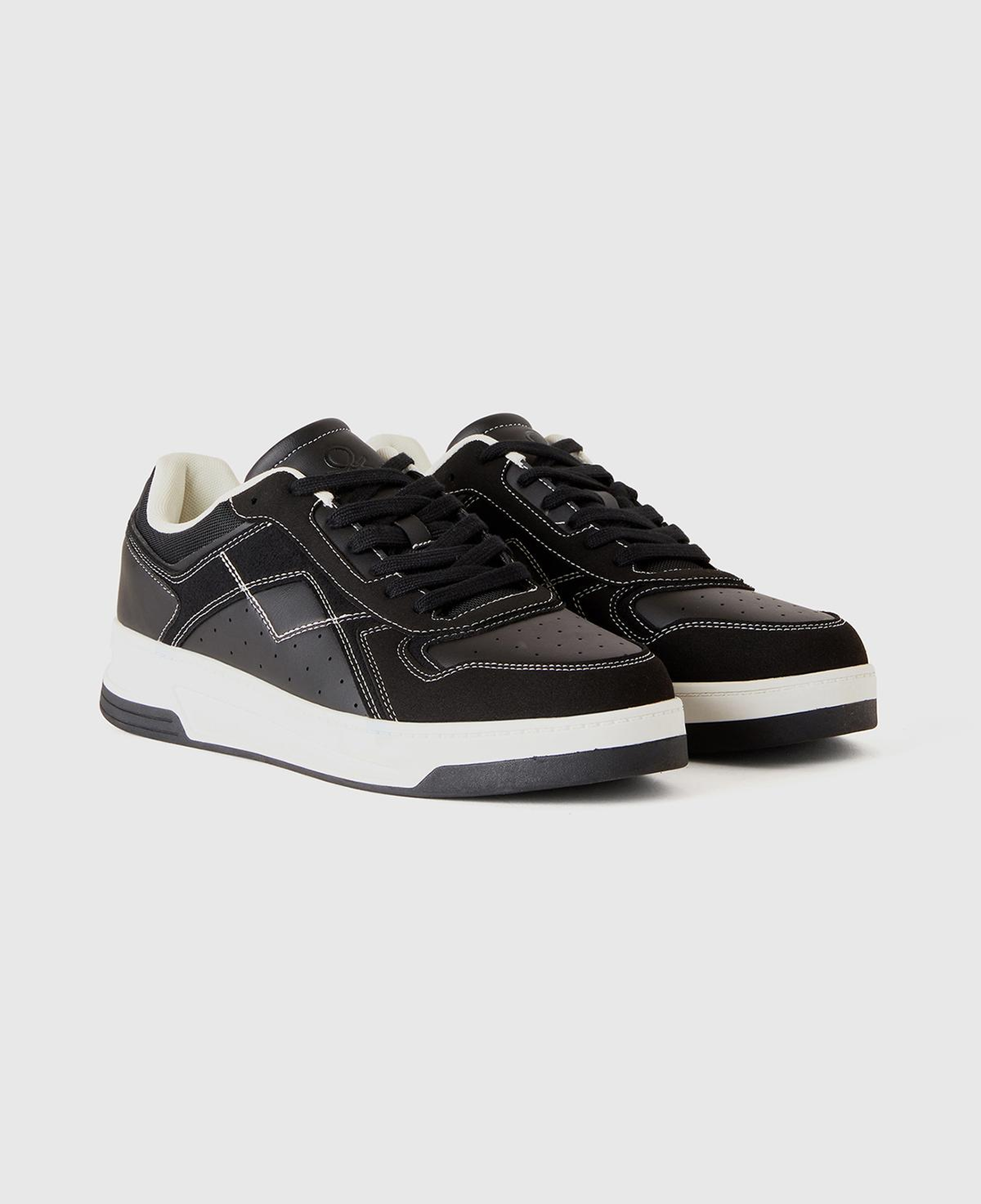 Erkek Siyah Renk Detaylı Bağcıklı Spor Ayakkabı