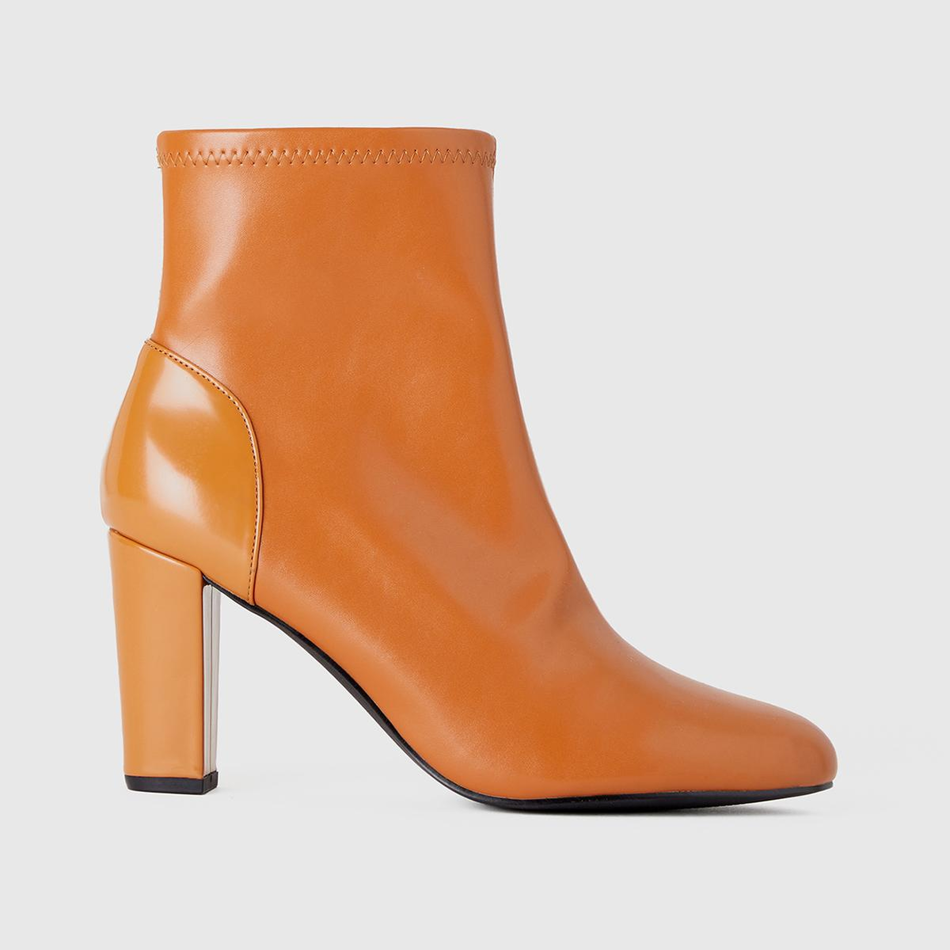 Kadın Karamel Sivri Burun Topuklu Bot