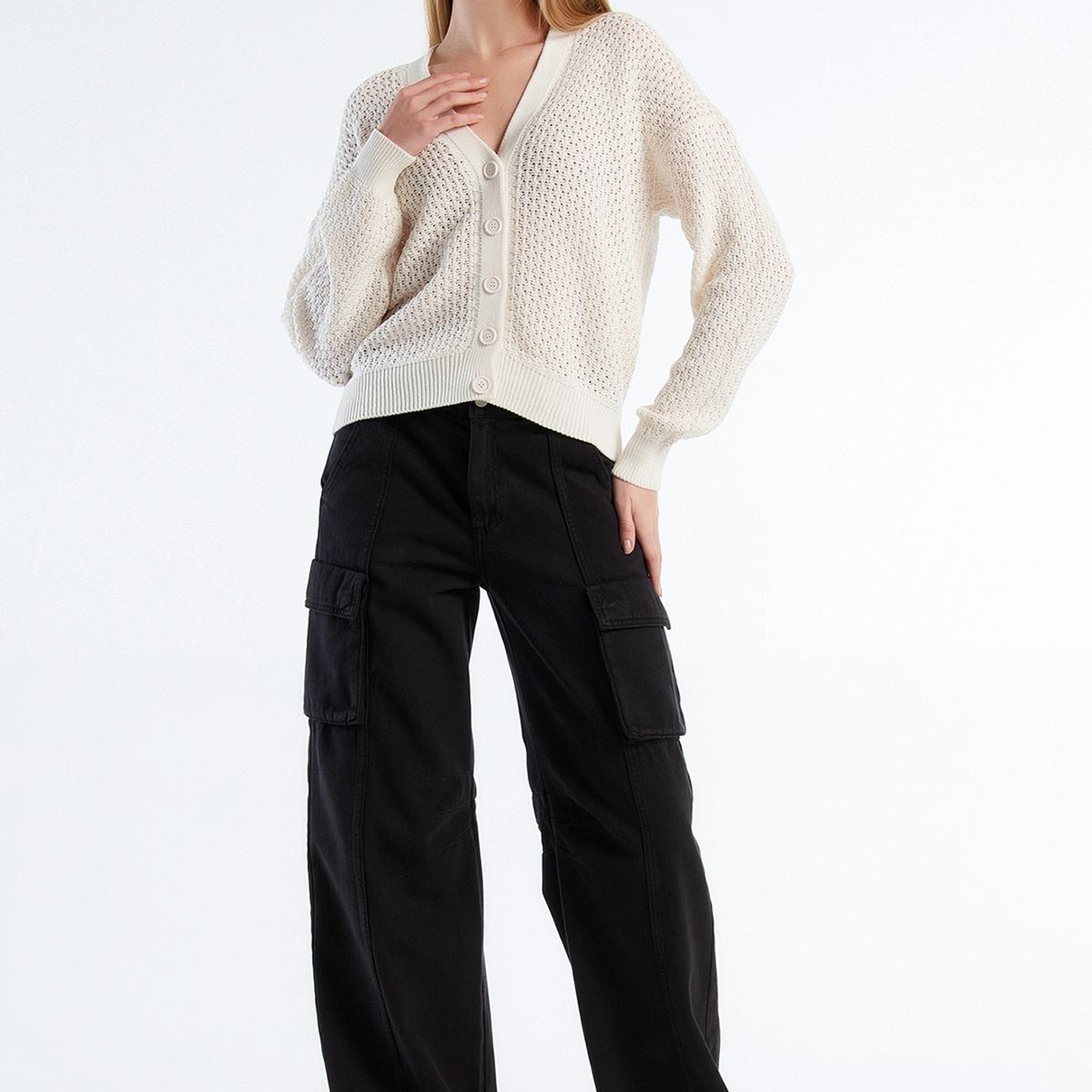 Kadın Krem %100 Pamuk Tamamı Desenli Önü Düğmeli Hırka