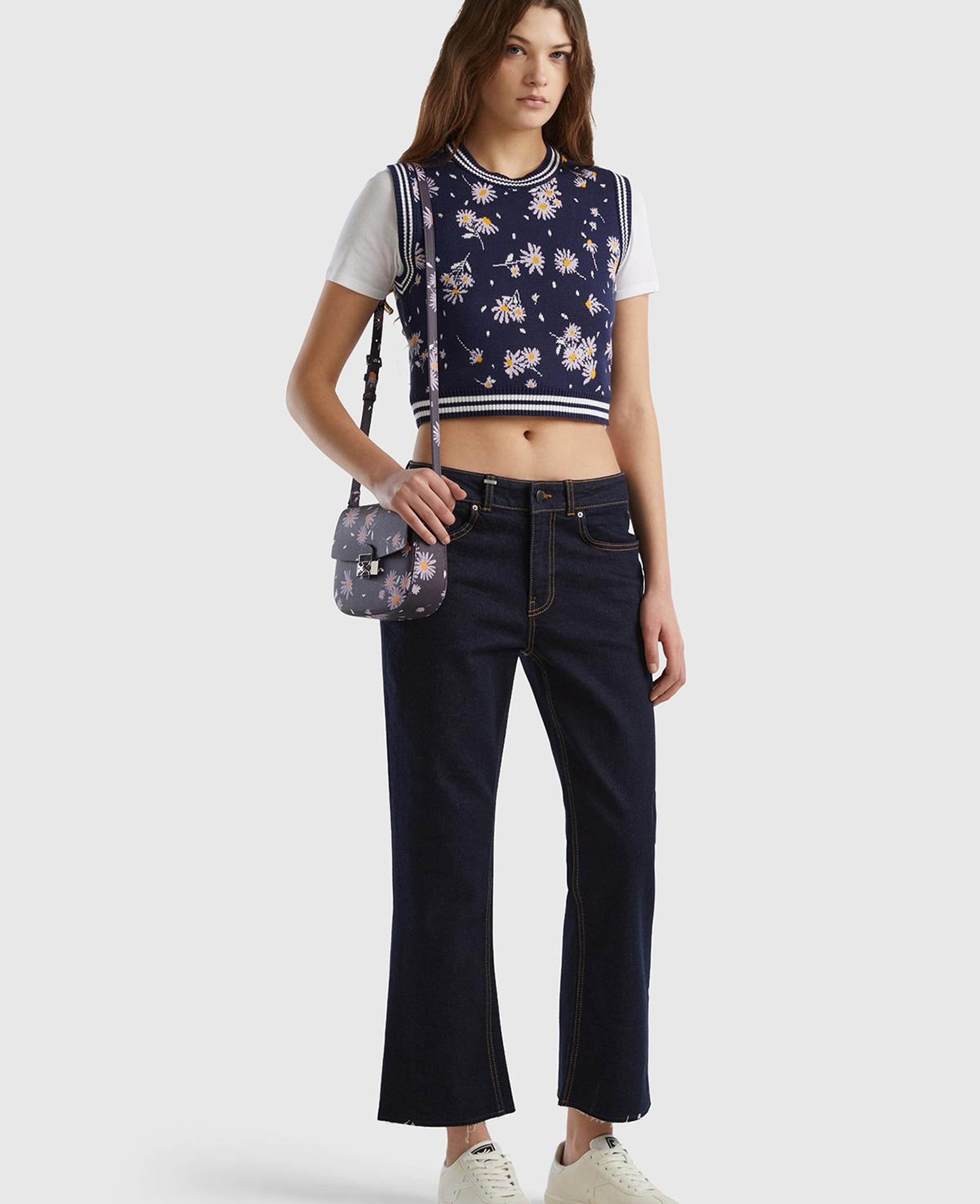 Kadın Koyu Lacivert %100 Pamuk Çiçek Desenli Bisiklet Yaka Crop Süveter