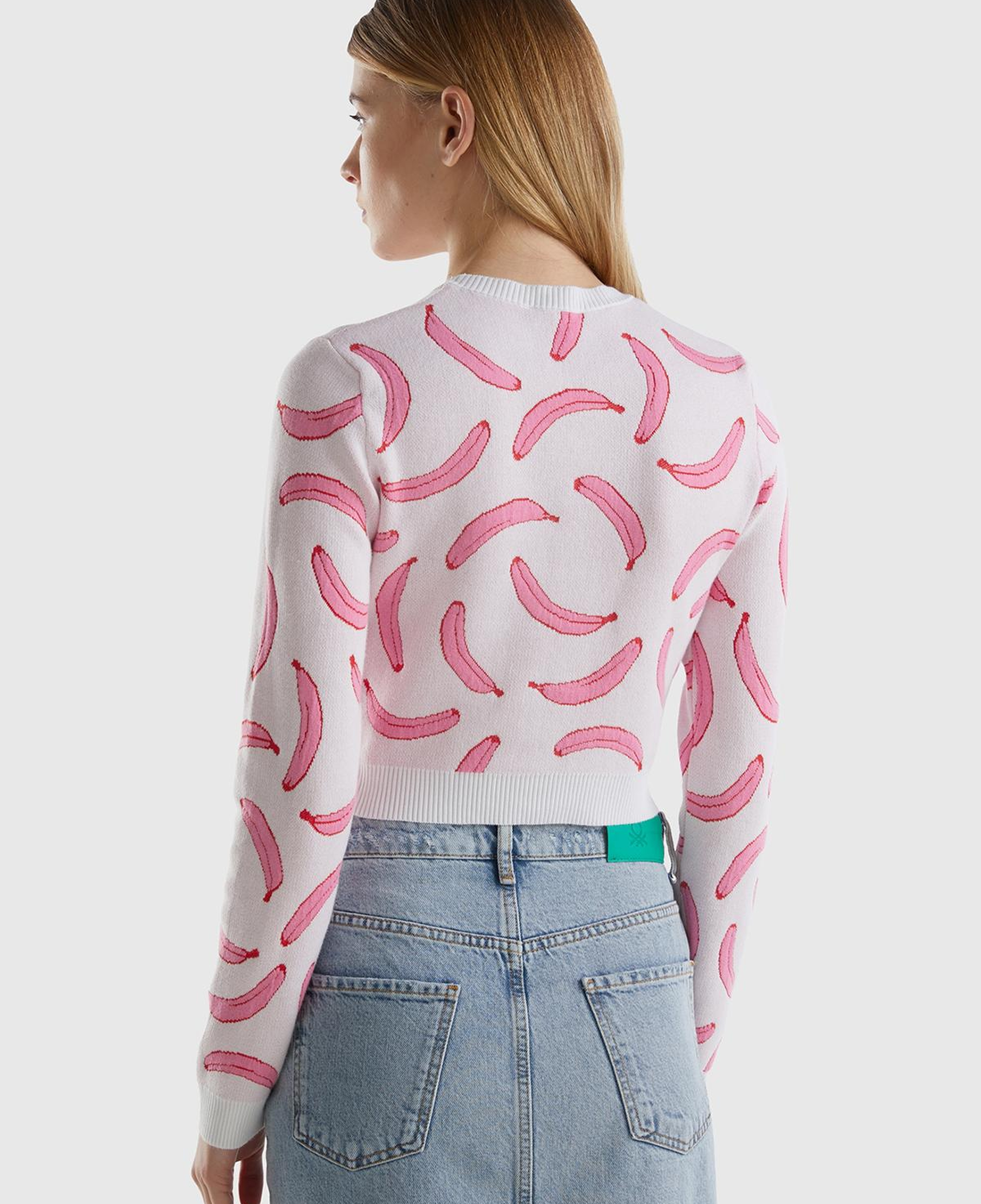 Kadın Beyaz Pamuk Karışımlı Tamamı 3D Muz Desenli Bisiklet Yaka Kazak