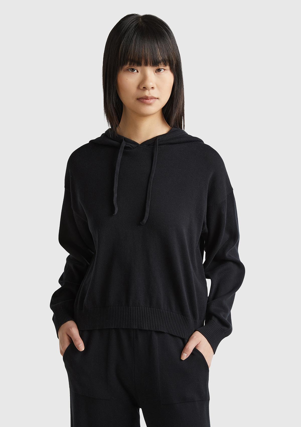 Kadın Siyah %100 Pamuk Kapüşonlu Büzgülü Crop Basic Triko Sweatshirt