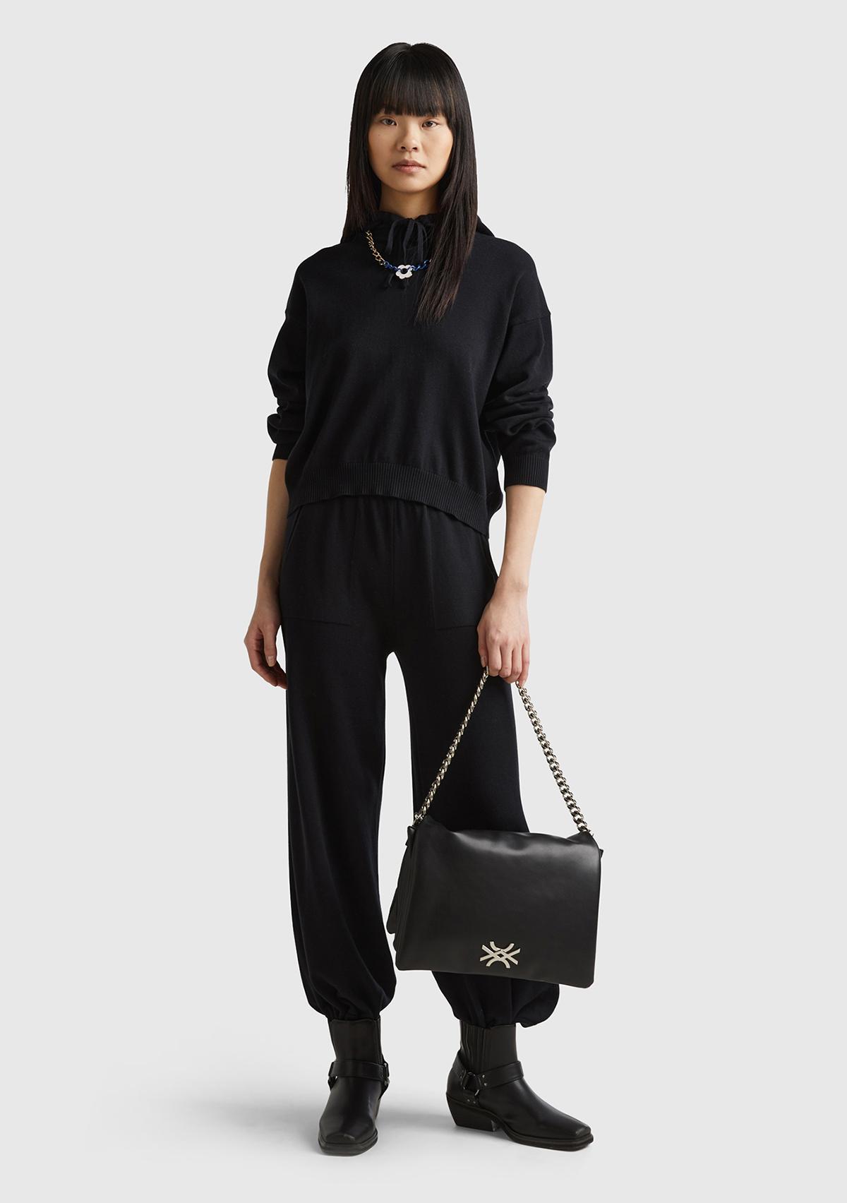 Kadın Siyah %100 Pamuk Kapüşonlu Büzgülü Crop Basic Triko Sweatshirt