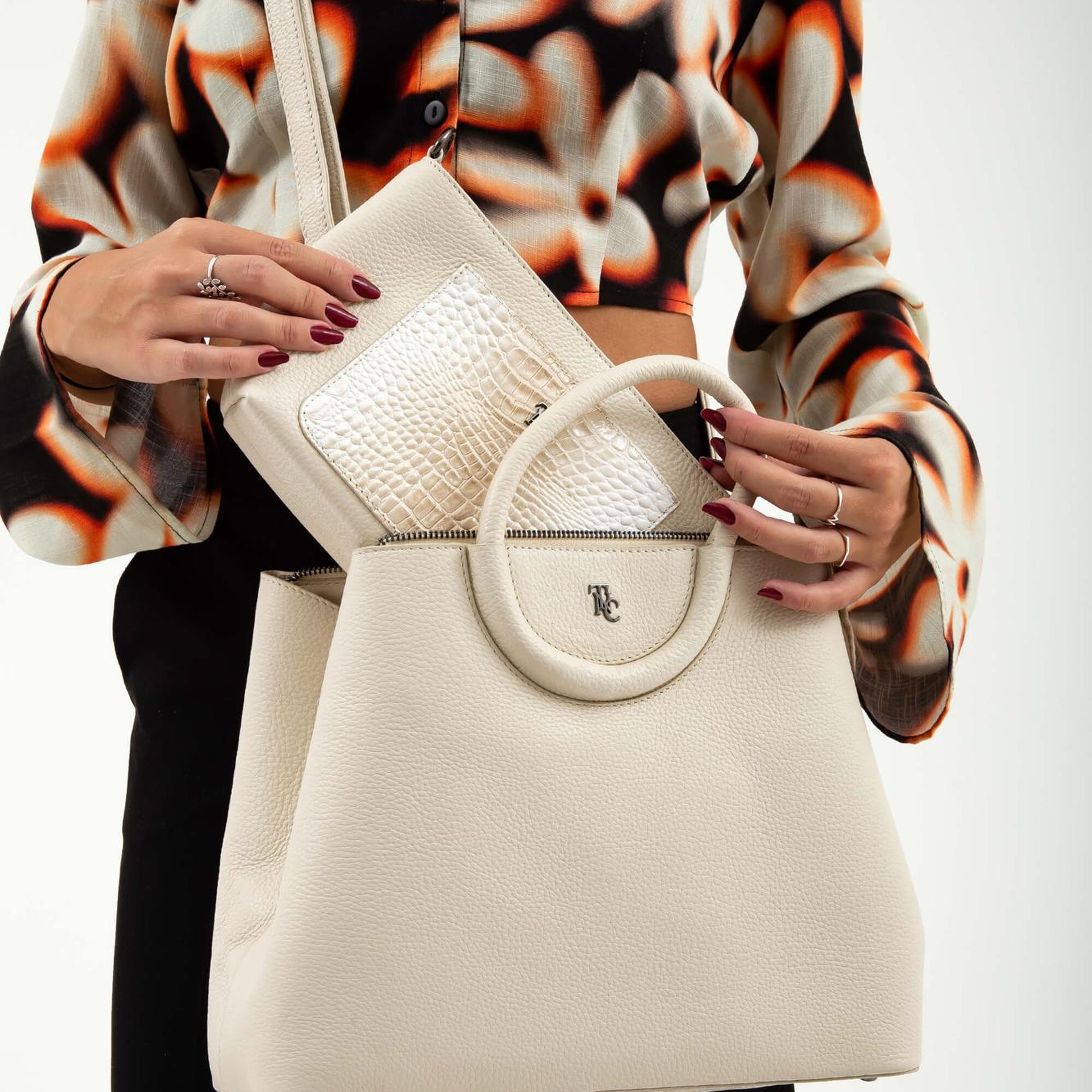 Tamer Tanca Kadın Hakiki Deri Bej Omuz Çanta