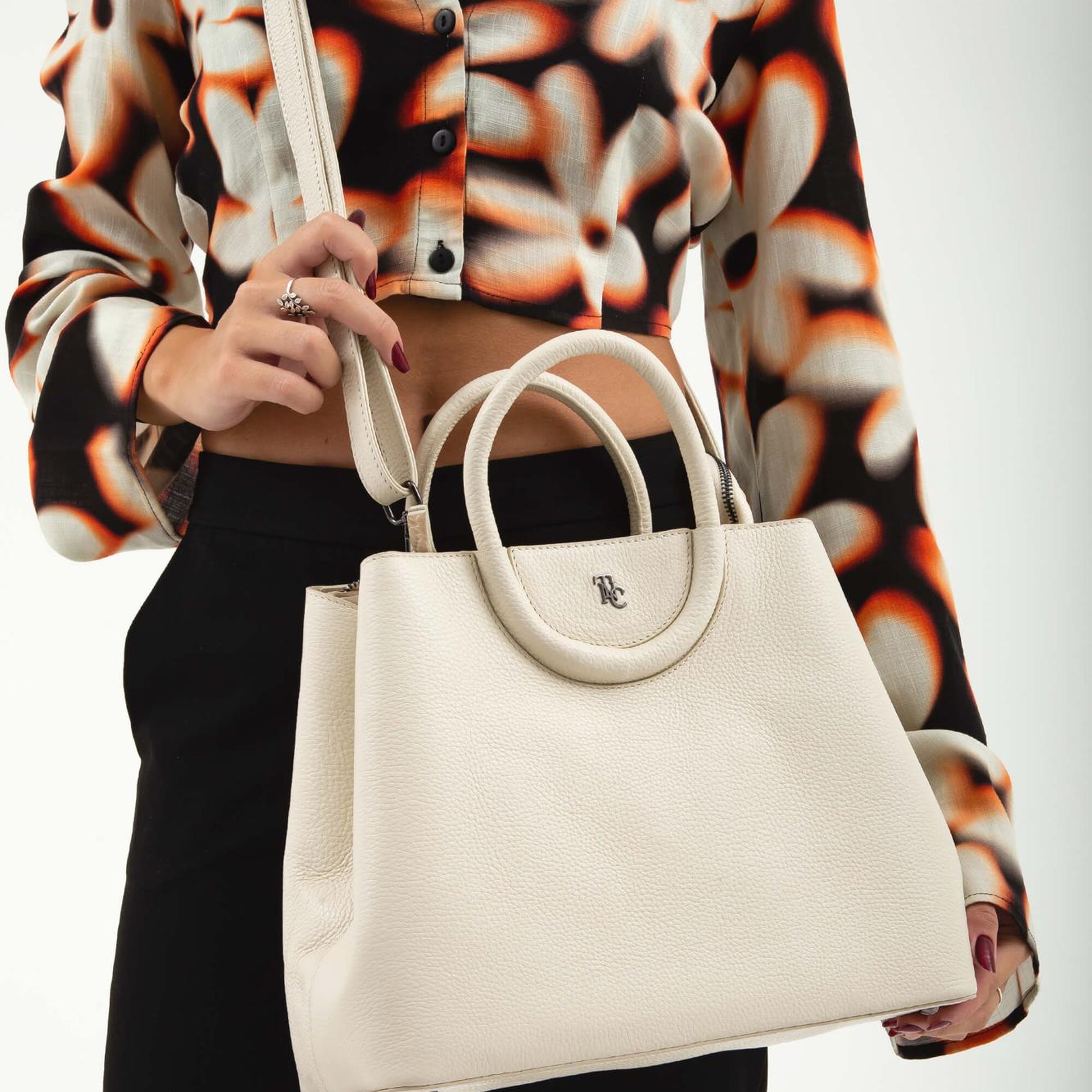 Tamer Tanca Kadın Hakiki Deri Bej Omuz Çanta