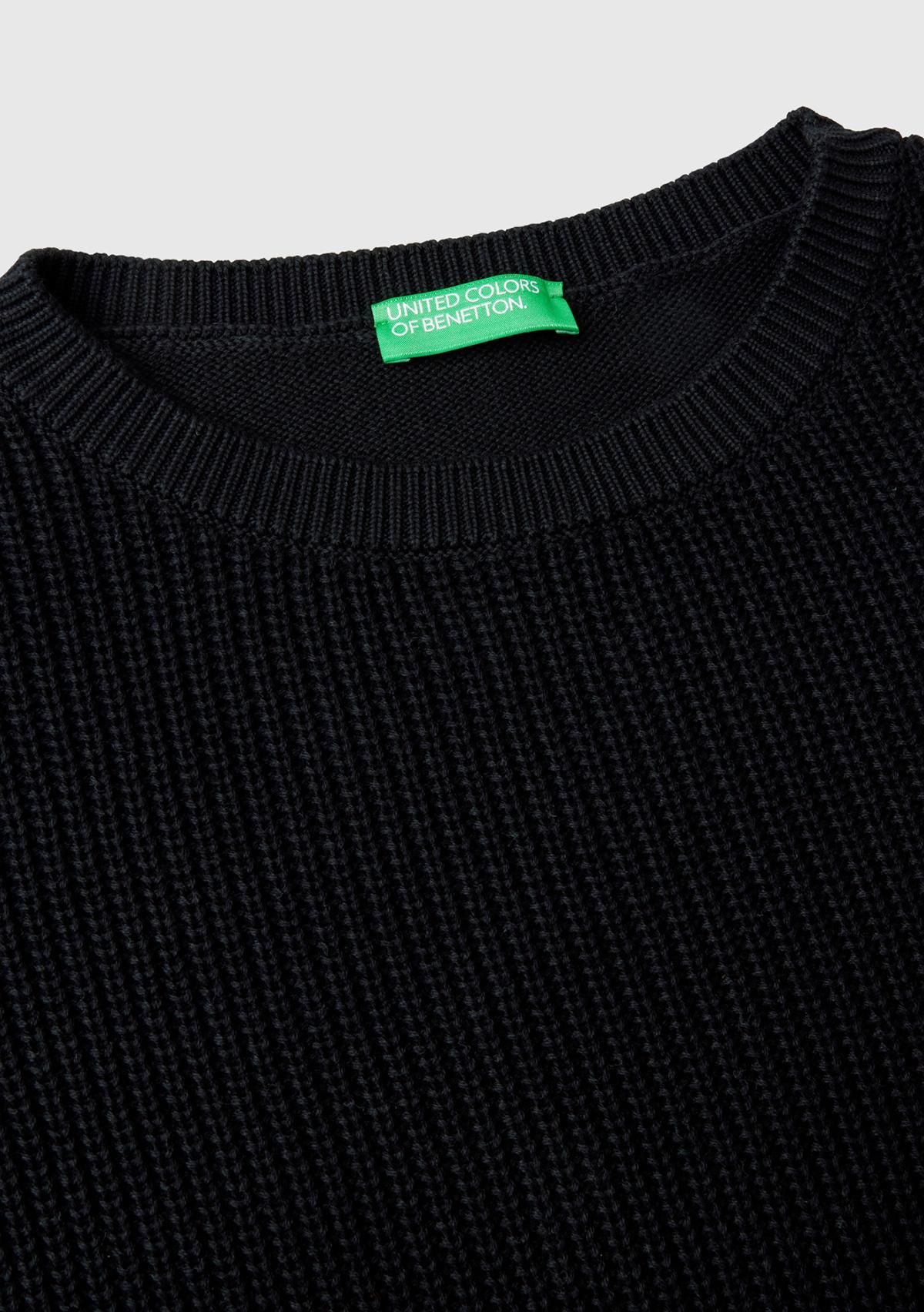 Kadın Siyah %100 Pamuk Önü Detaylı Kayık Yaka Kazak