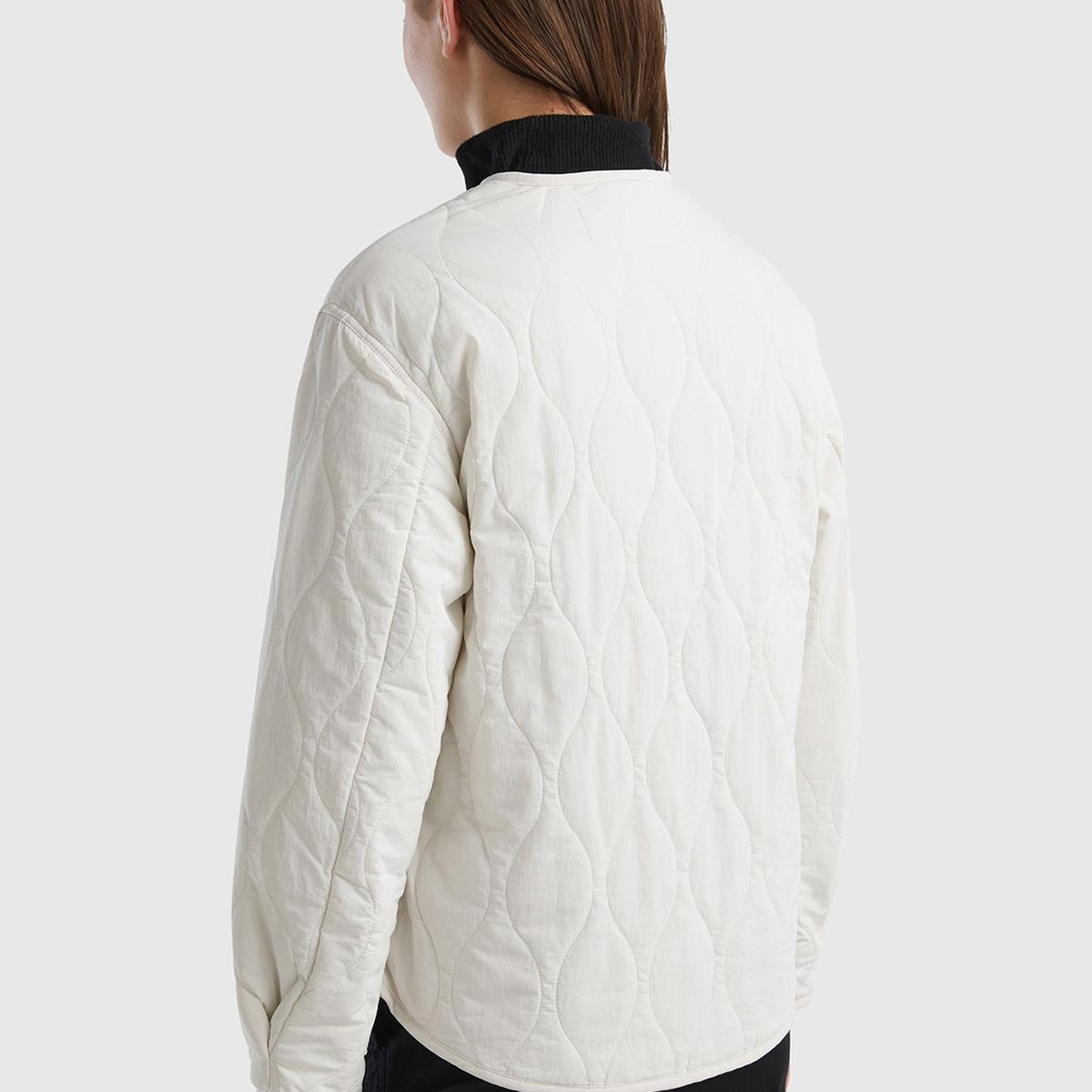 Kadın Krem Fermuarlı Önü Düğmeli Cepli Kapitone Ceket