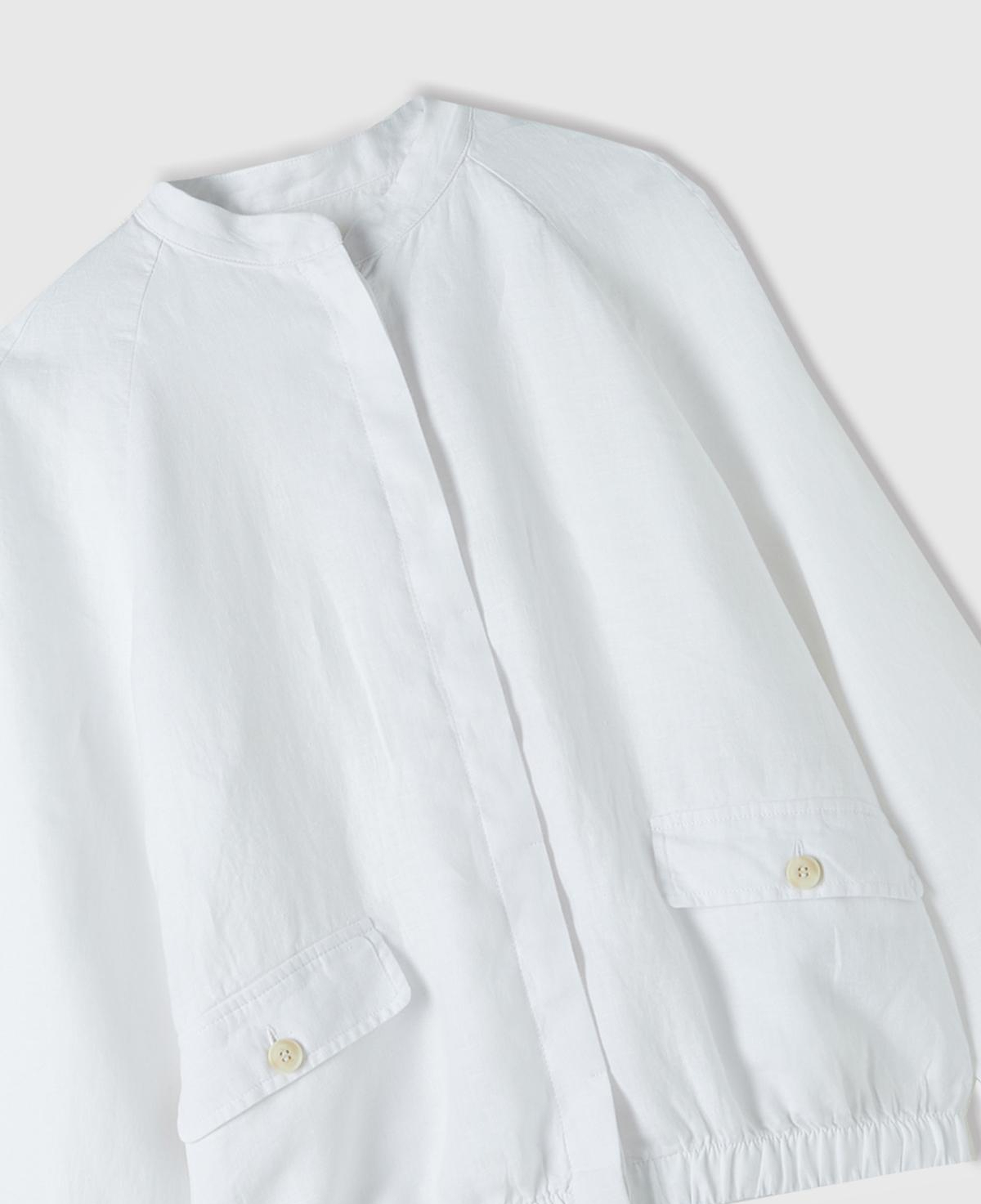 Kadın Beyaz %100 Keten Gizli Düğme Kapamalı Bomber Ceket