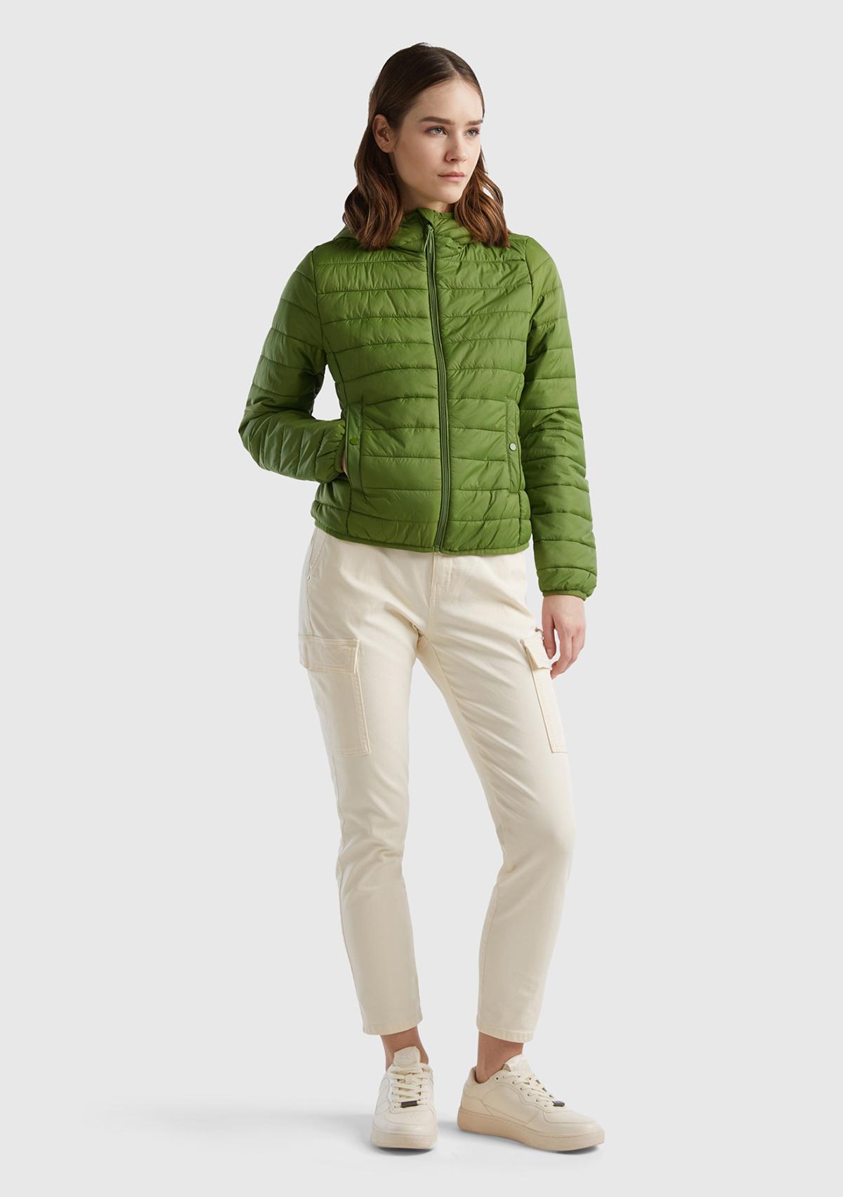 Kadın Soluk Yeşil Recycled Polyester Dolgulu  Pufa Mont