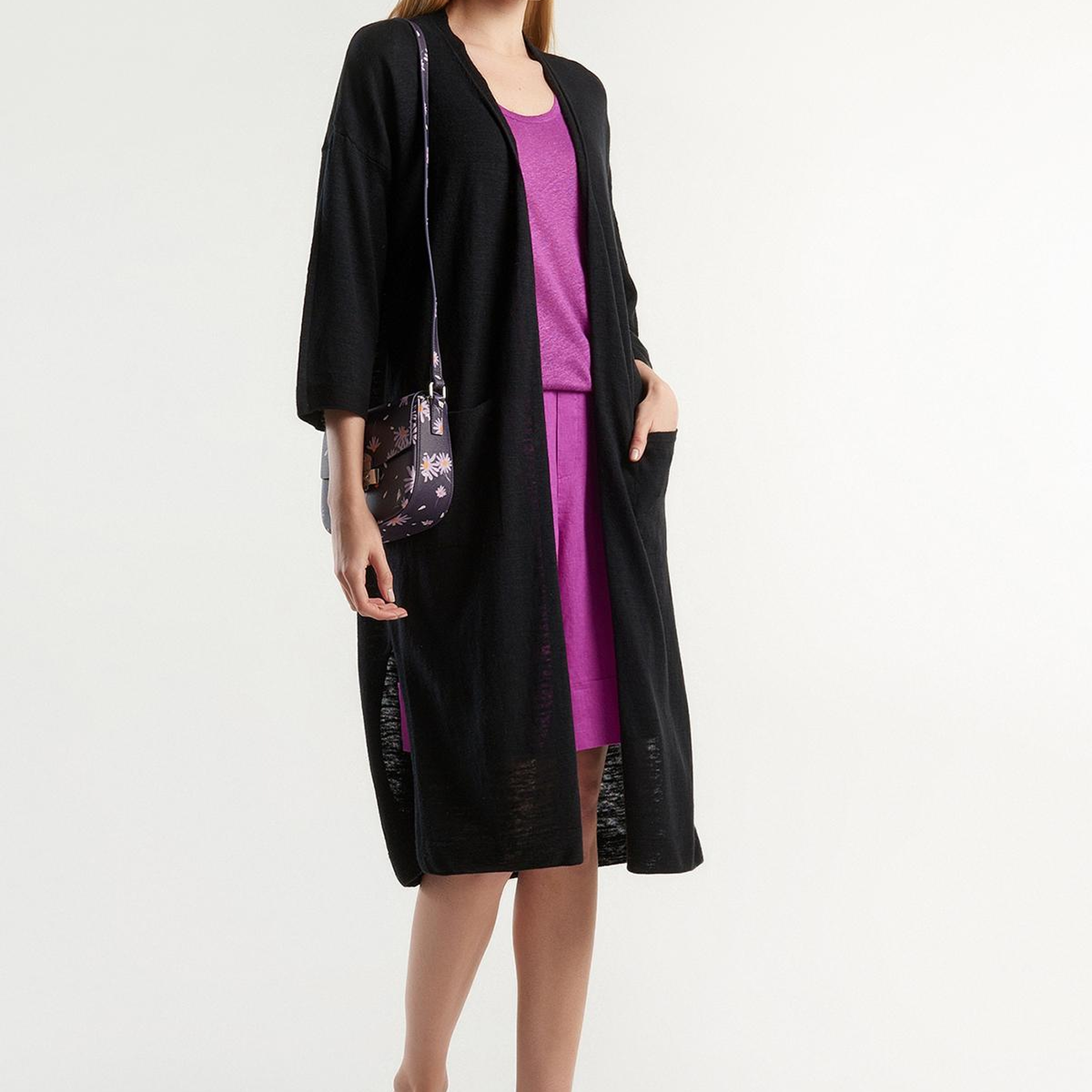 Kadın Siyah Pamuk Keten Karışımlı Yırtmaçlı Uzun Hırka