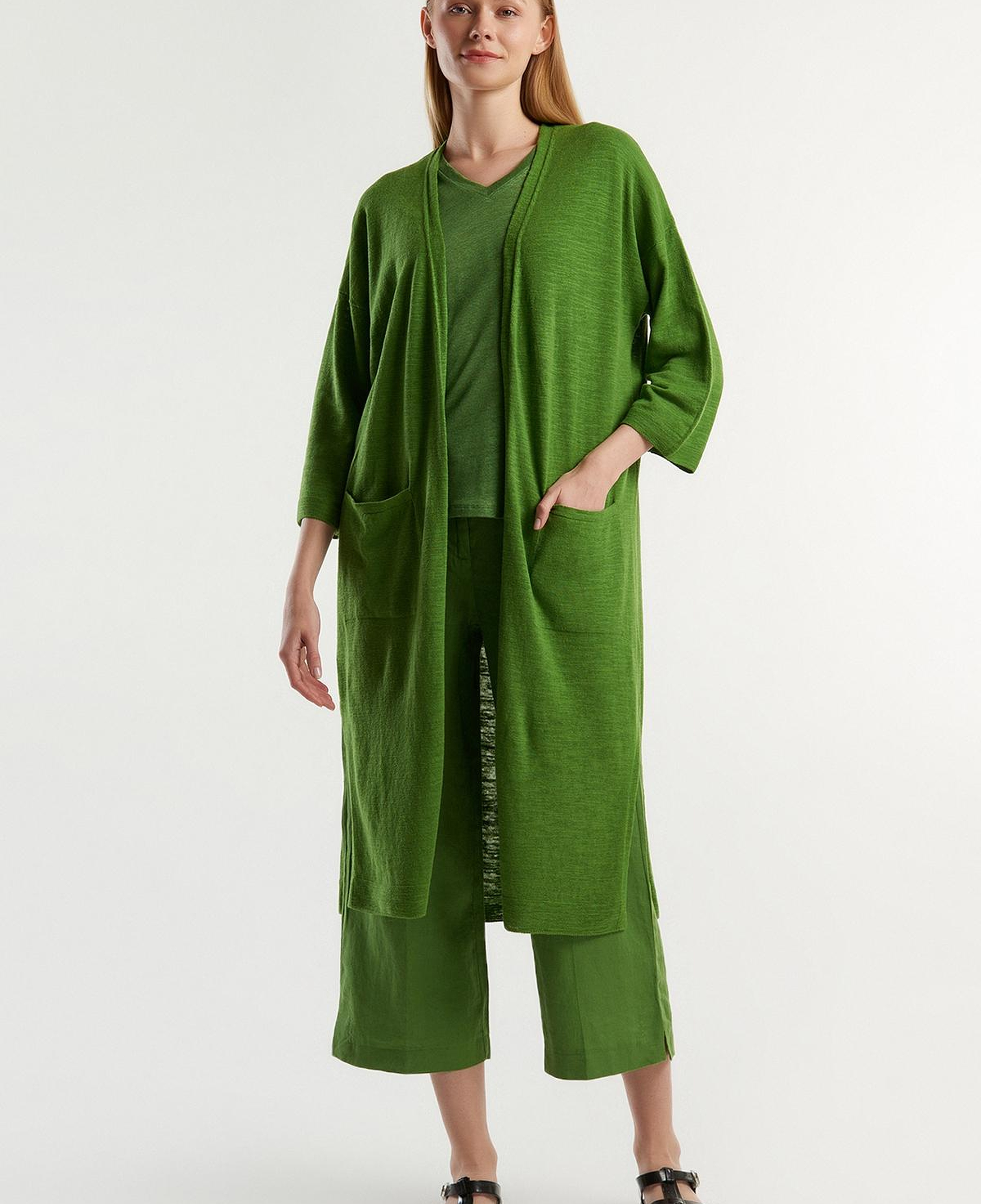 Kadın Soluk Yeşil Pamuk Keten Karışımlı Yırtmaçlı Uzun Hırka