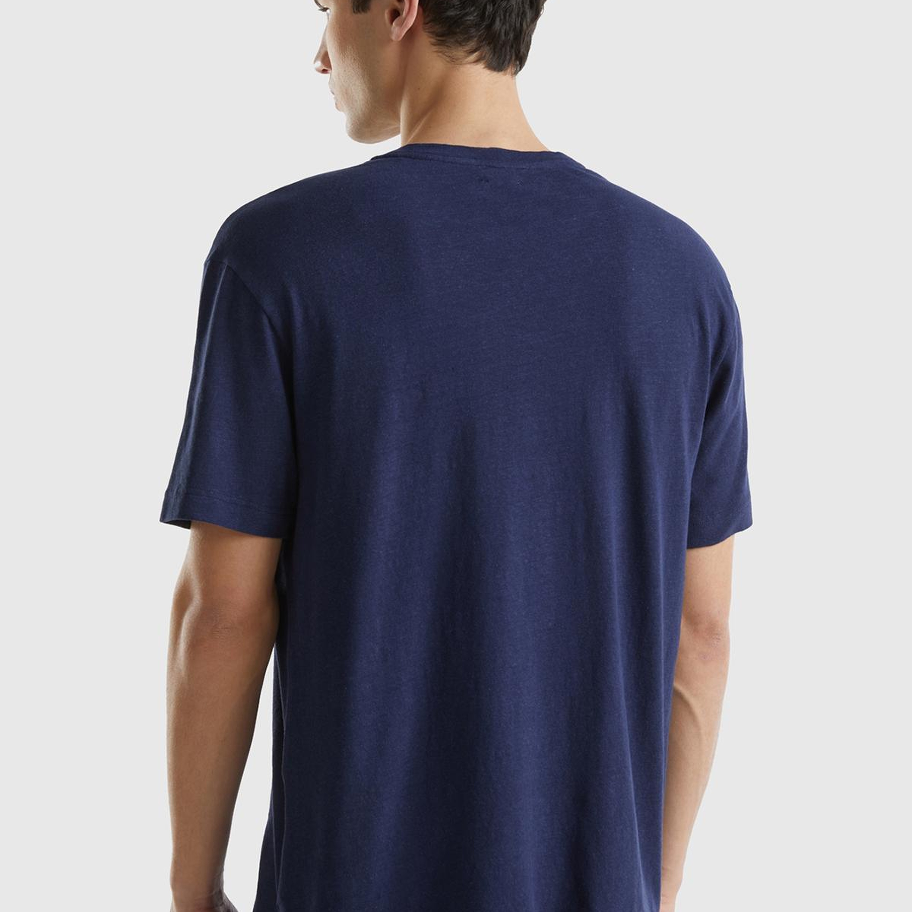 Erkek Koyu Lacivert Keten Karışımlı Bisiklet Yaka Düz Kalıp Basic T-Shirt