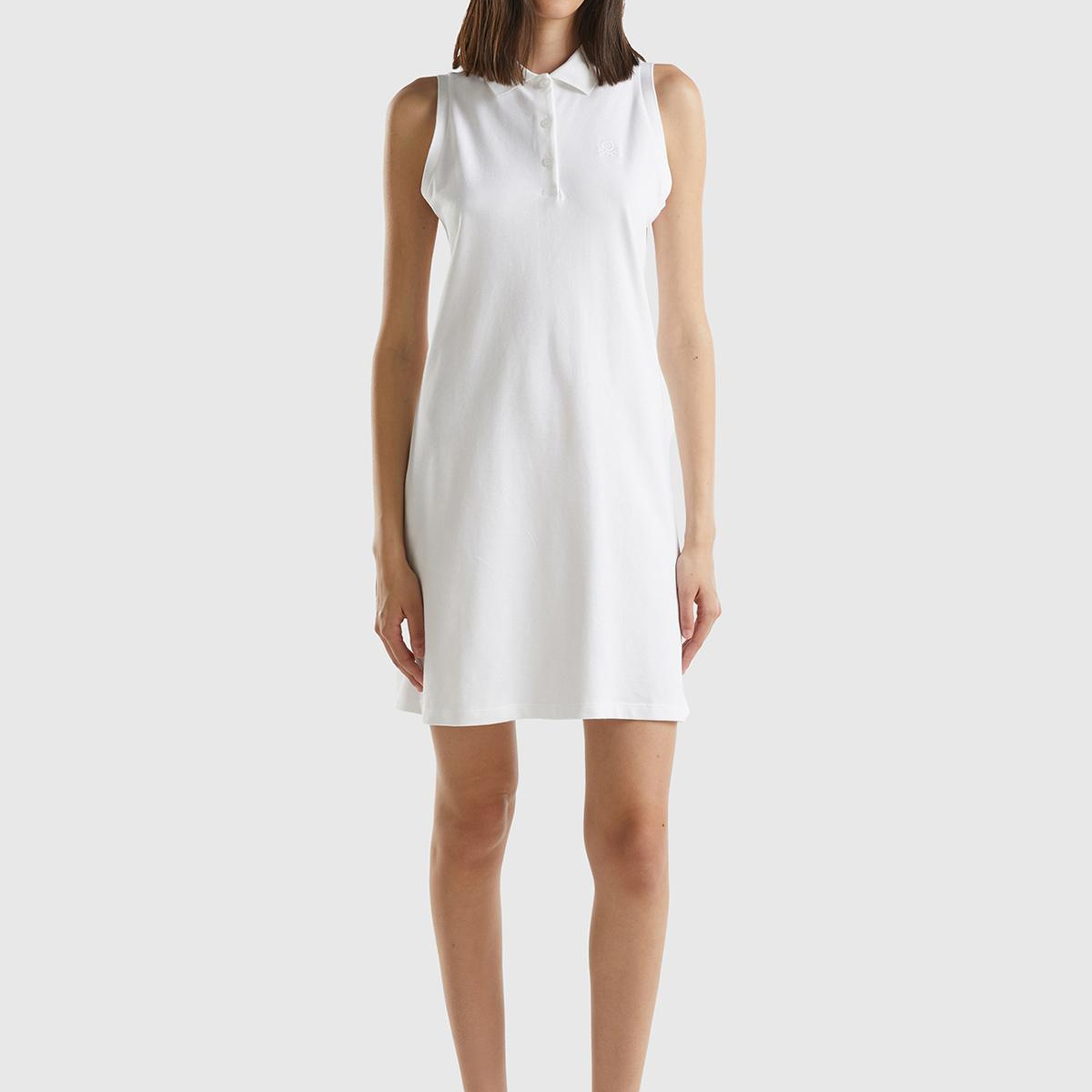 Kadın Beyaz Pamuk Karışımlı Göğsü Logo İşlemeli Düğmeli Polo Yaka Elbise