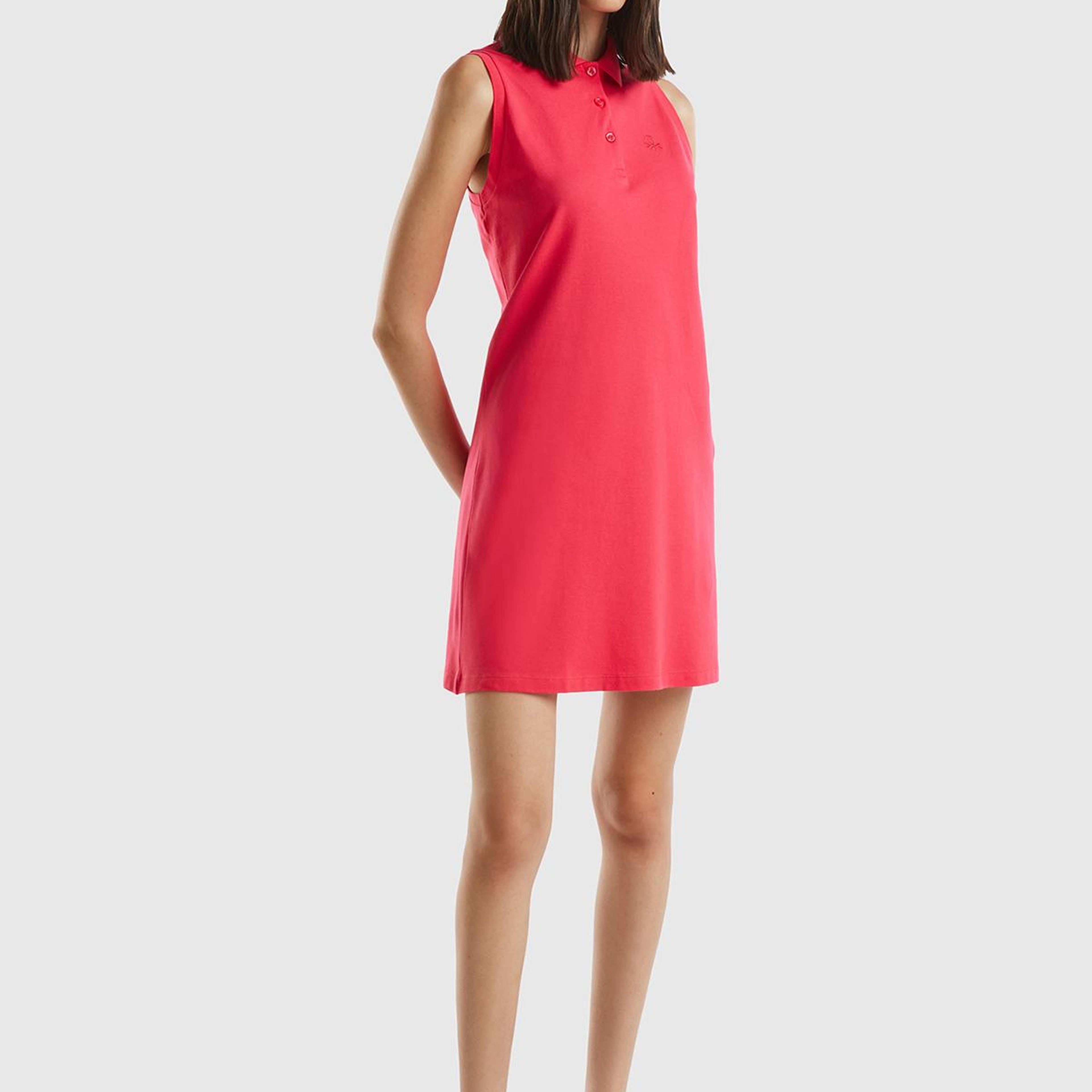 Kadın Koyu Pembe Pamuk Karışımlı Göğsü Logo İşlemeli Düğmeli Polo Yaka Elbise