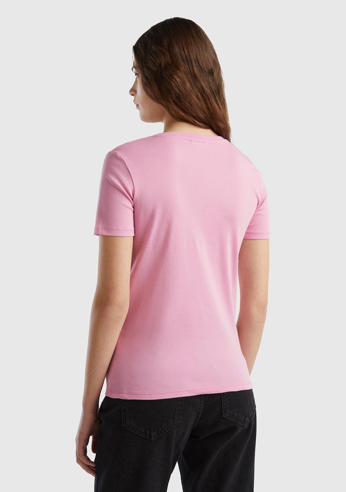 Kadın Açık Pembe %100 Pamuk V Yaka Basic T-Shirt